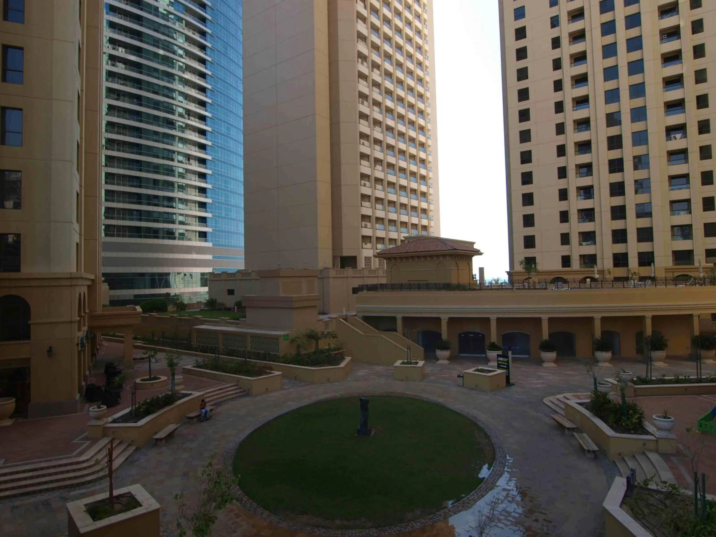 Area and facilities in SUHA JBR Hotel Apartments