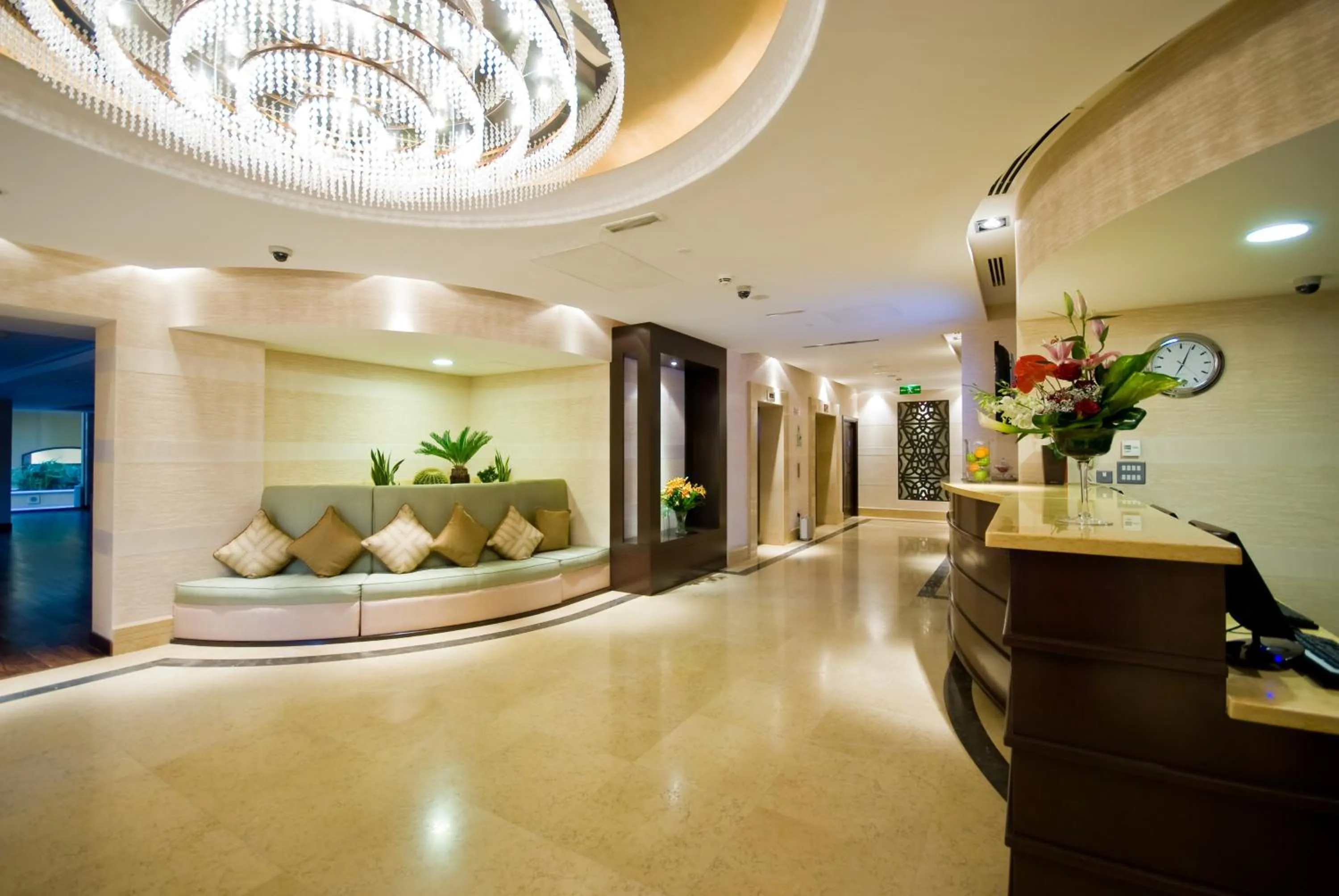 Lobby or reception in SUHA JBR Hotel Apartments