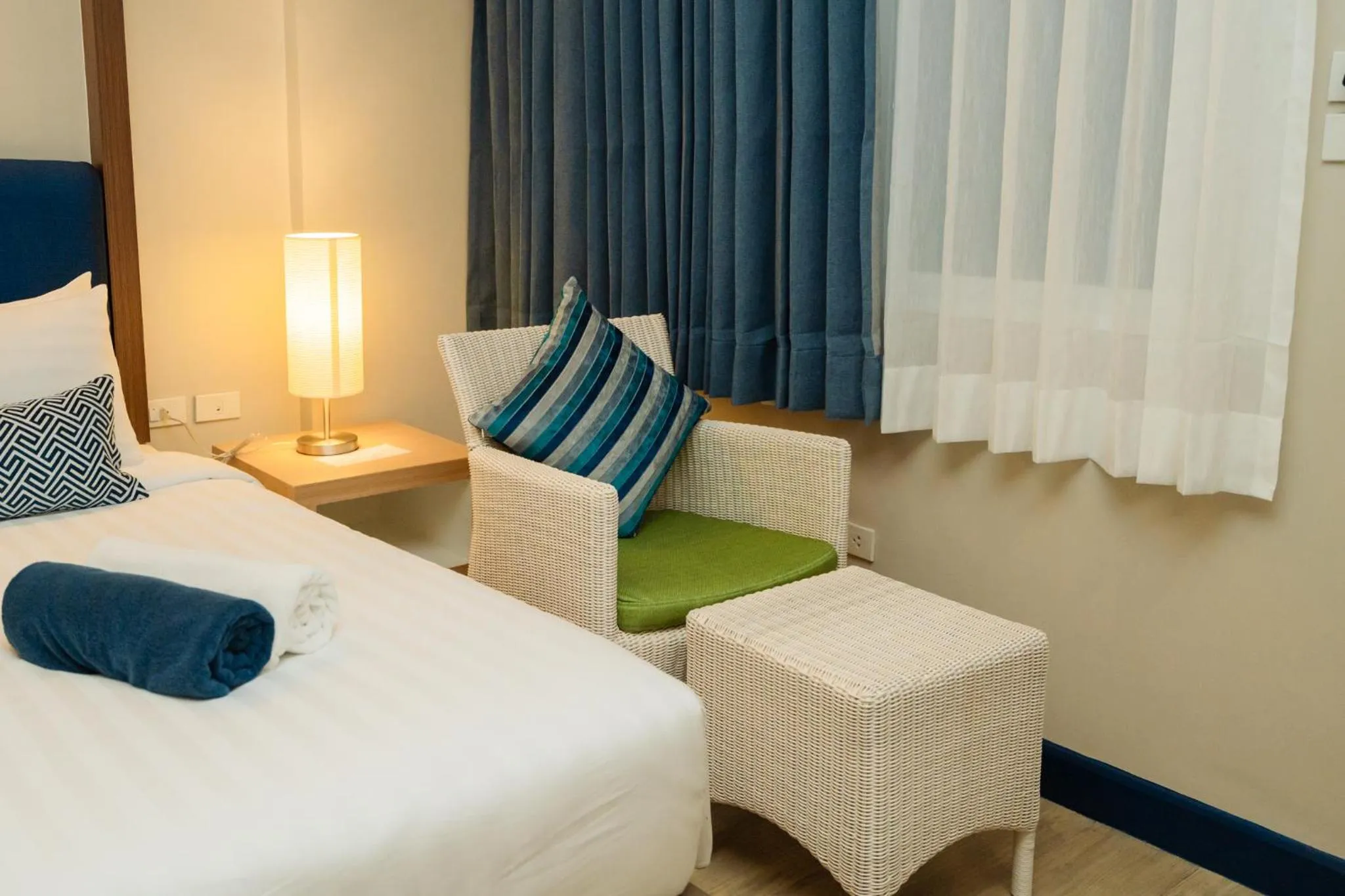 Seating area, Bed in Phuket Boat Quay Hotel Panwa Beach