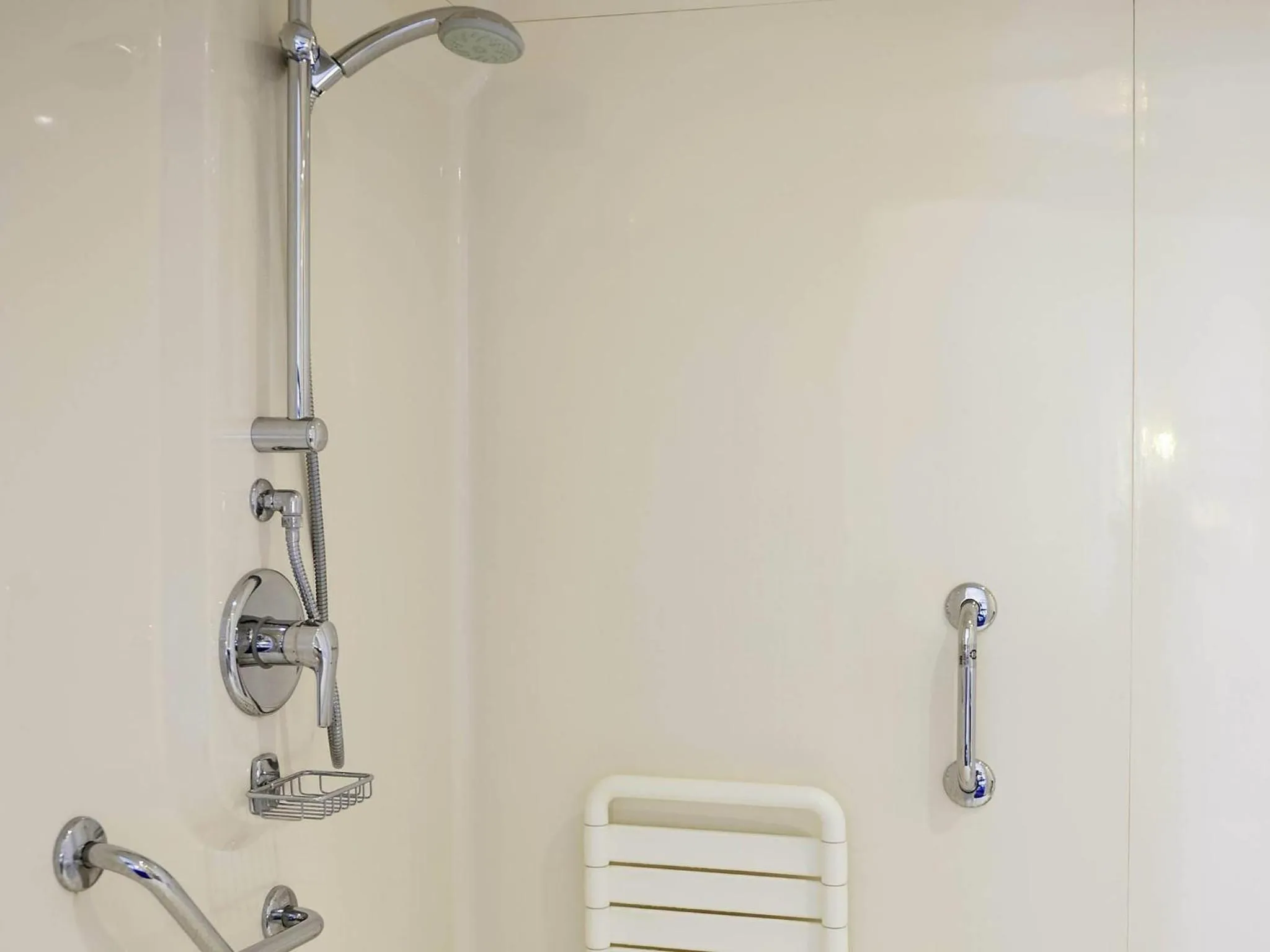 Bedroom in ibis budget Meung sur Loire