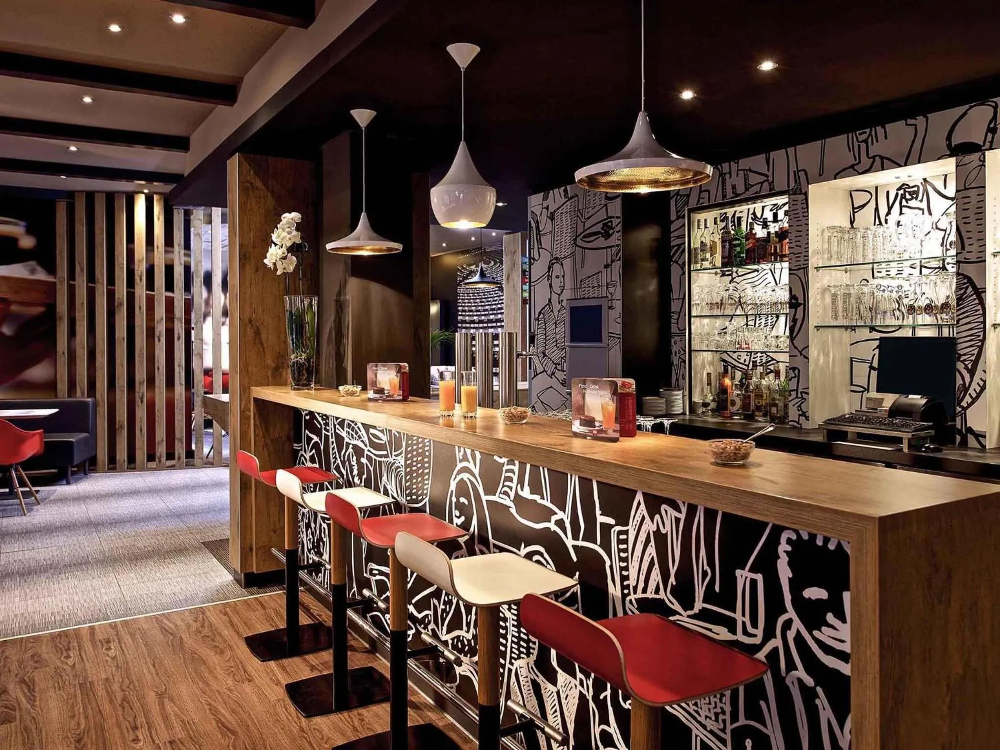 Lounge or bar in ibis Bremen City