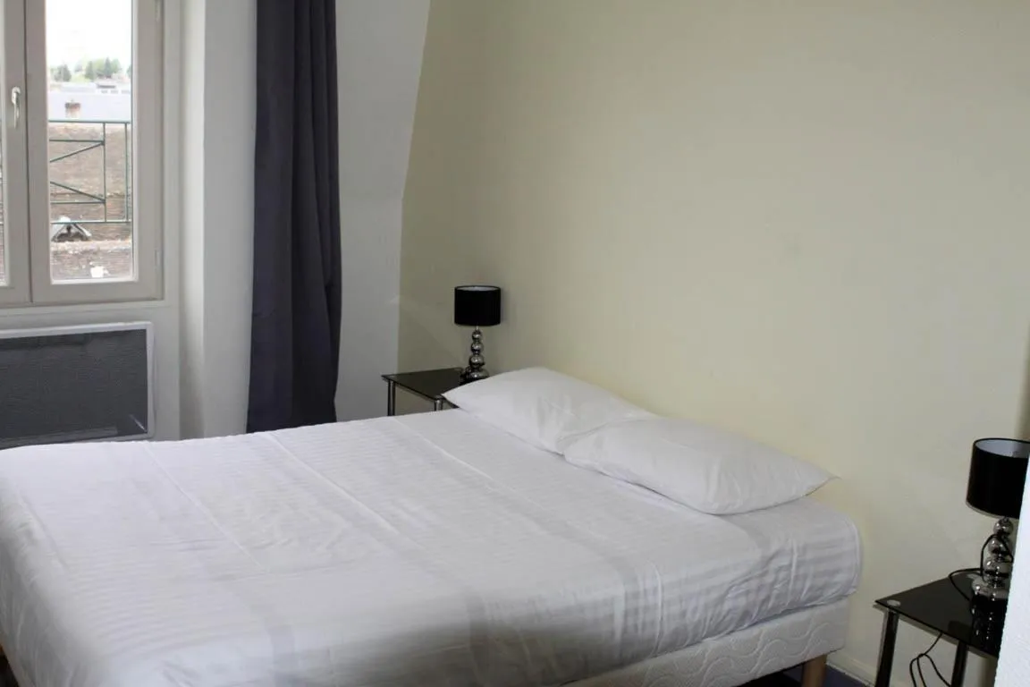 Photo of the whole room, Bed in Résidence d'Artagnan