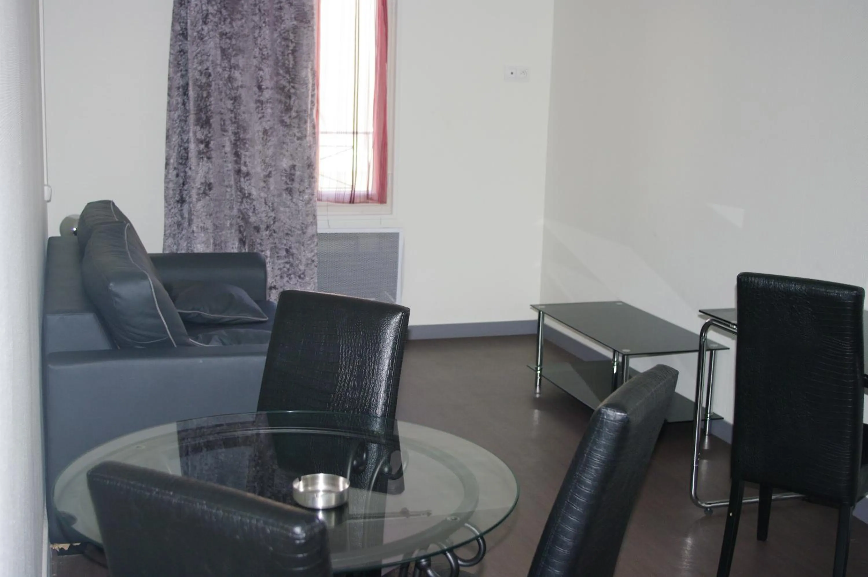 Photo of the whole room in Résidence d'Artagnan