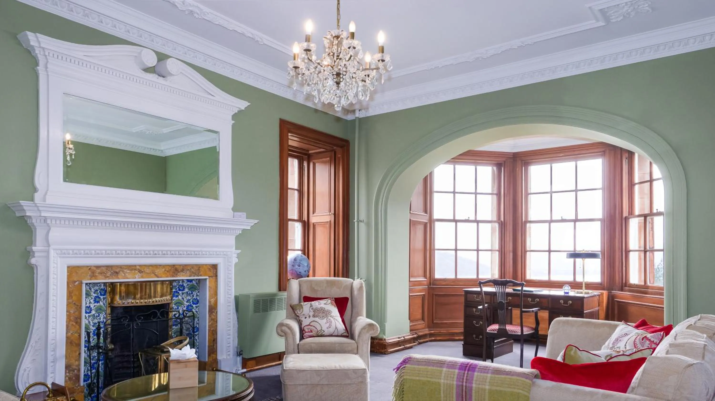 Seating area, Bed in Glencoe House