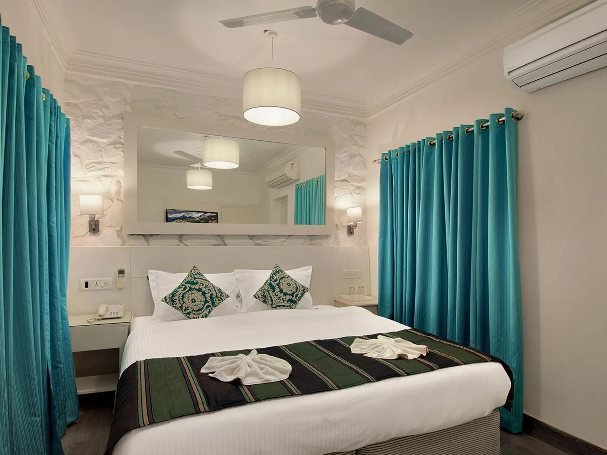 Photo of the whole room, Bed in The Tamarind Hotel - A Boutique Heritage Stay, Anjuna - Goa