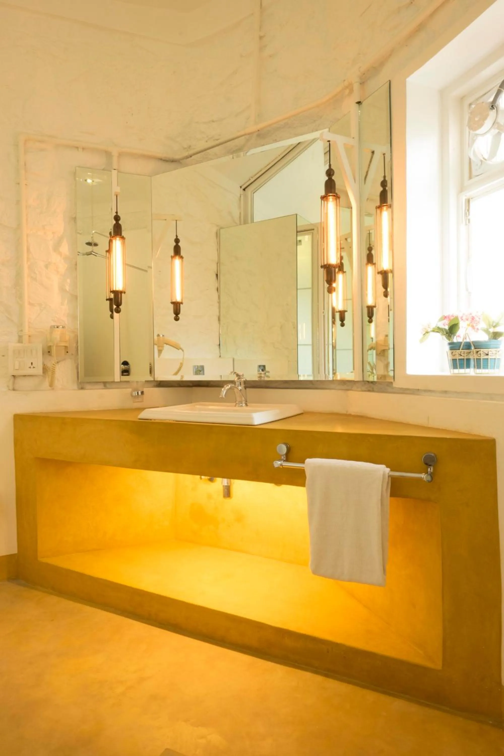 Bathroom in The Tamarind Hotel - A Boutique Heritage Stay, Anjuna - Goa