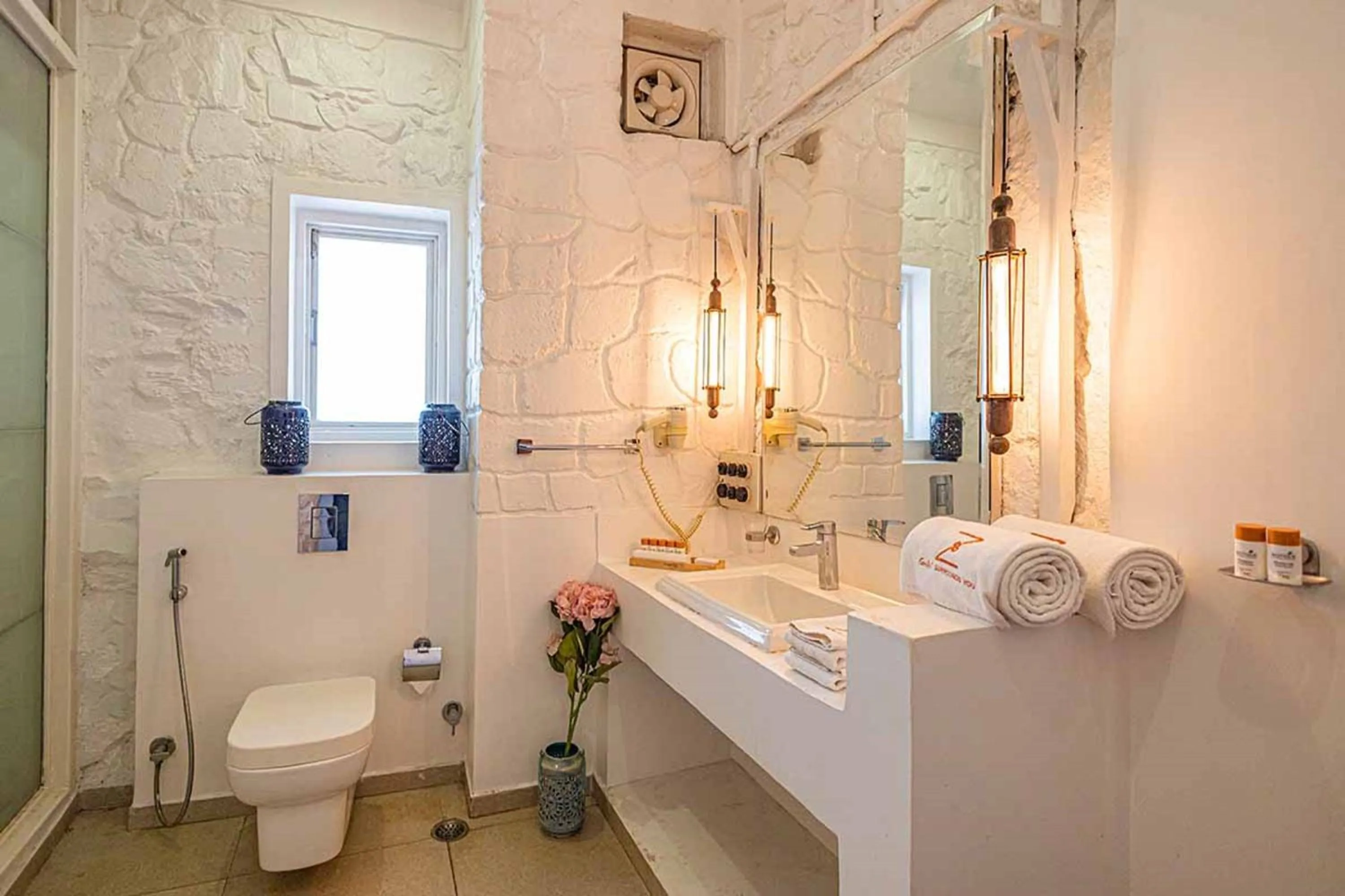 Bathroom in The Tamarind Hotel - A Boutique Heritage Stay, Anjuna - Goa