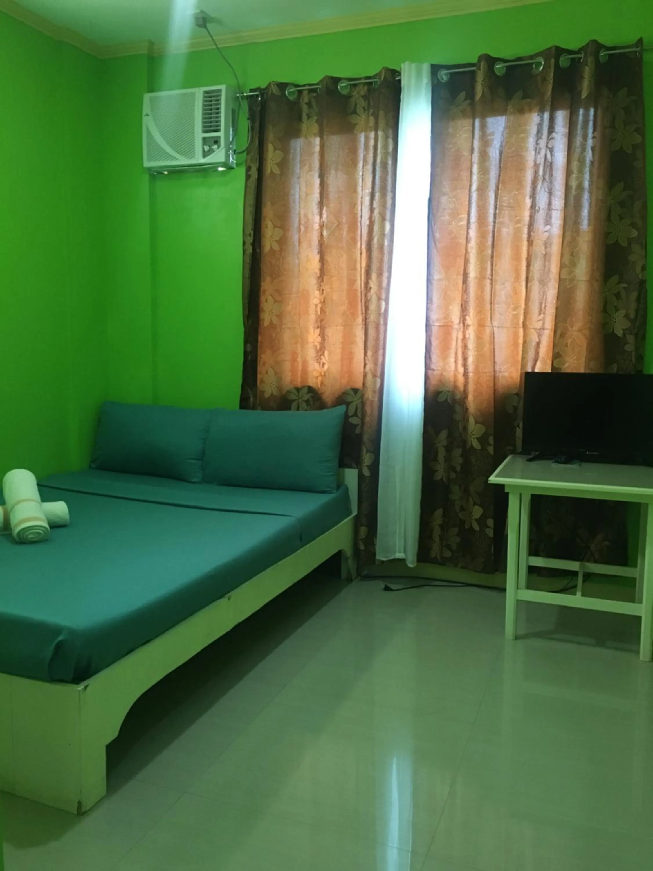 Bedroom, Bed in Twin AP Homes