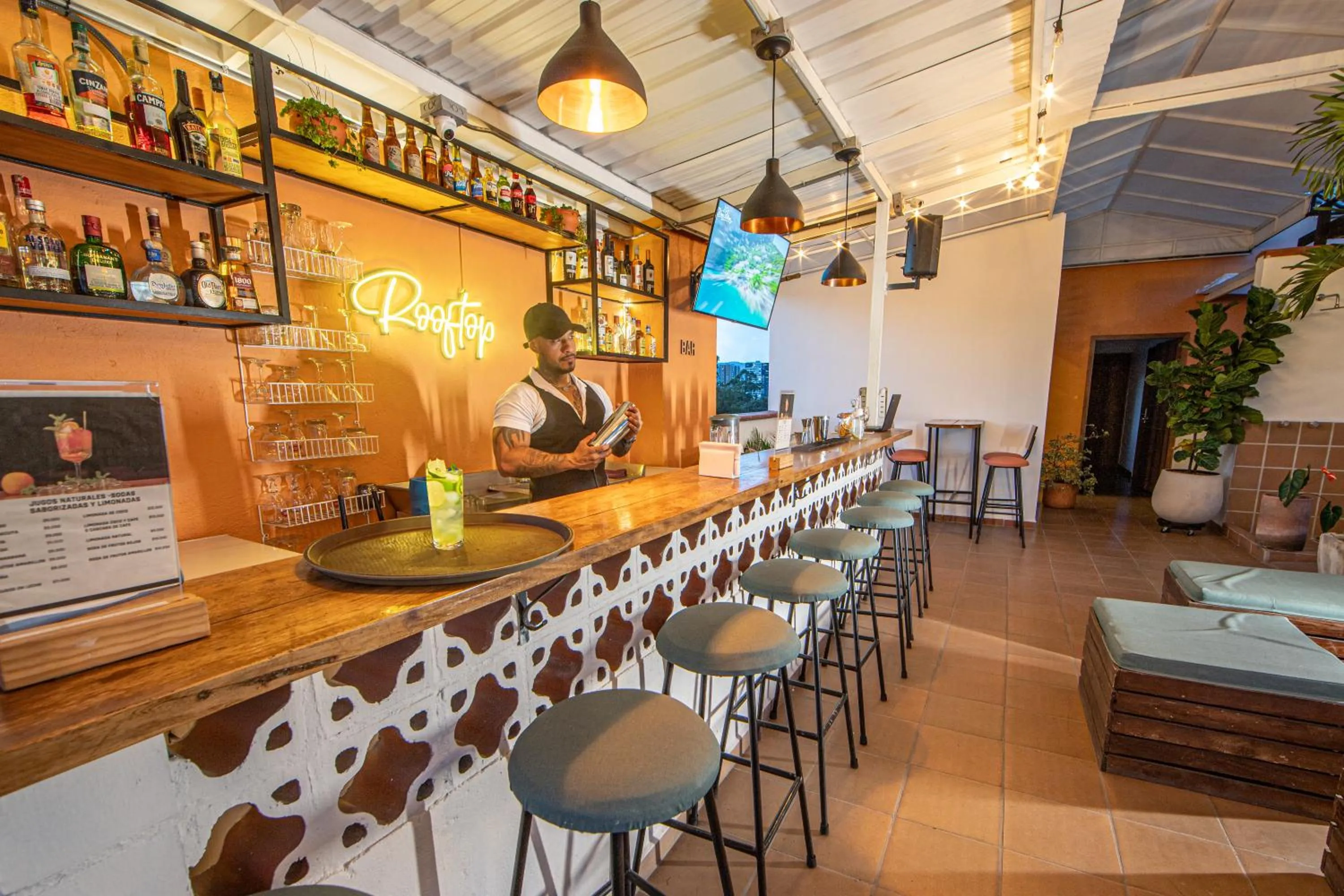 Drinks in La Martina Boutique Hotel