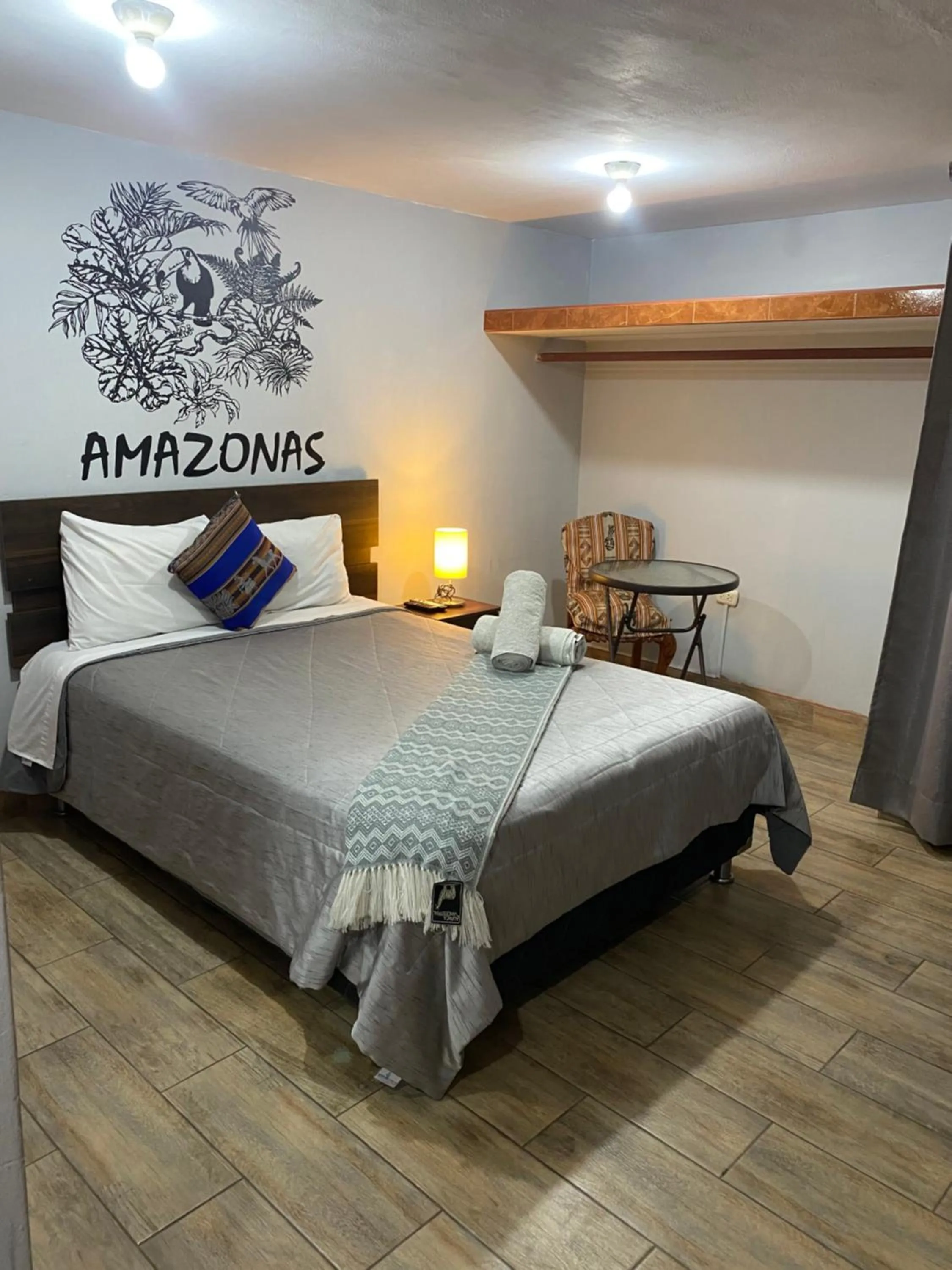 Bedroom, Bed in Lima Airport Tampu