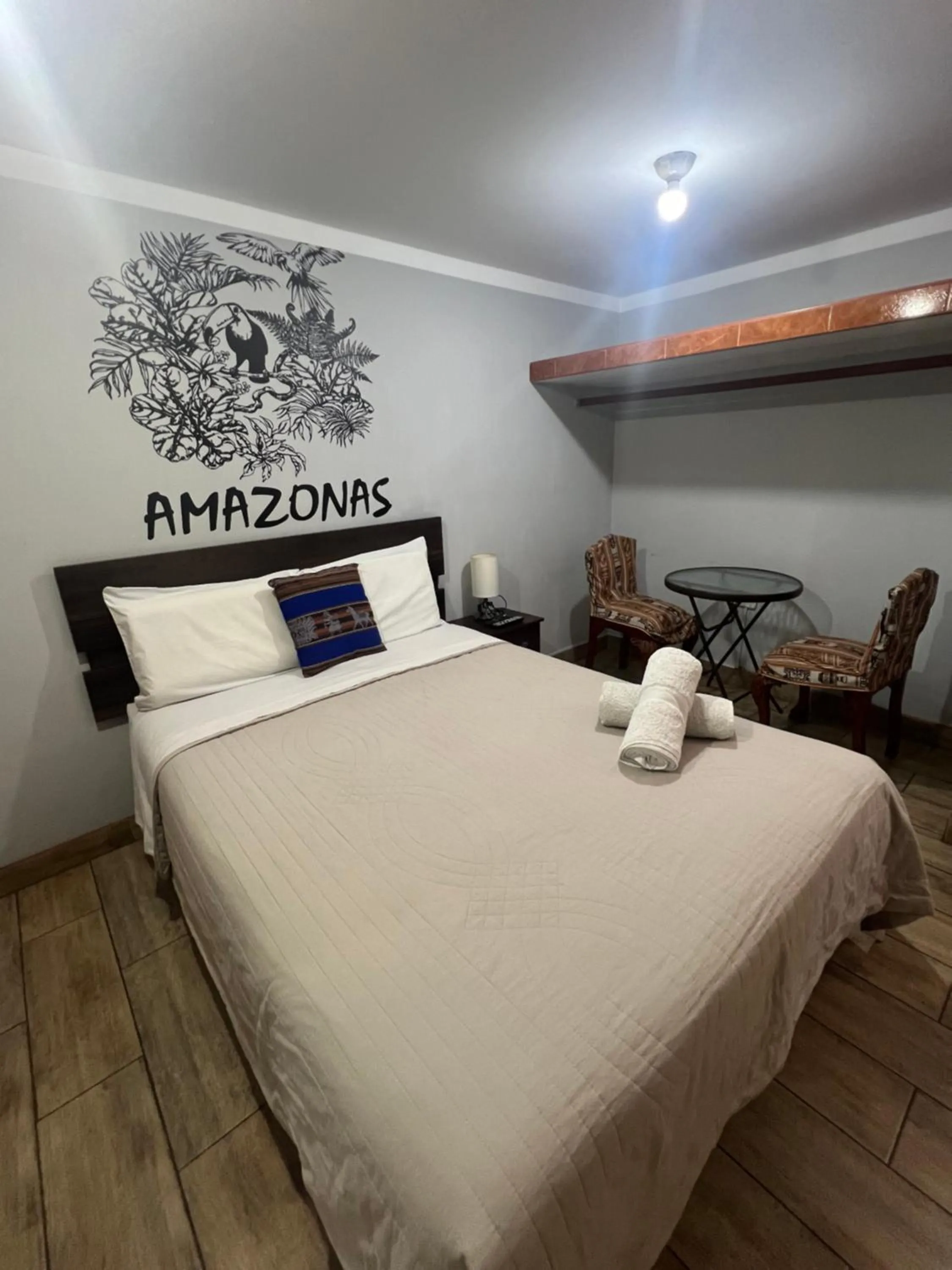 Bedroom, Bed in Lima Airport Tampu