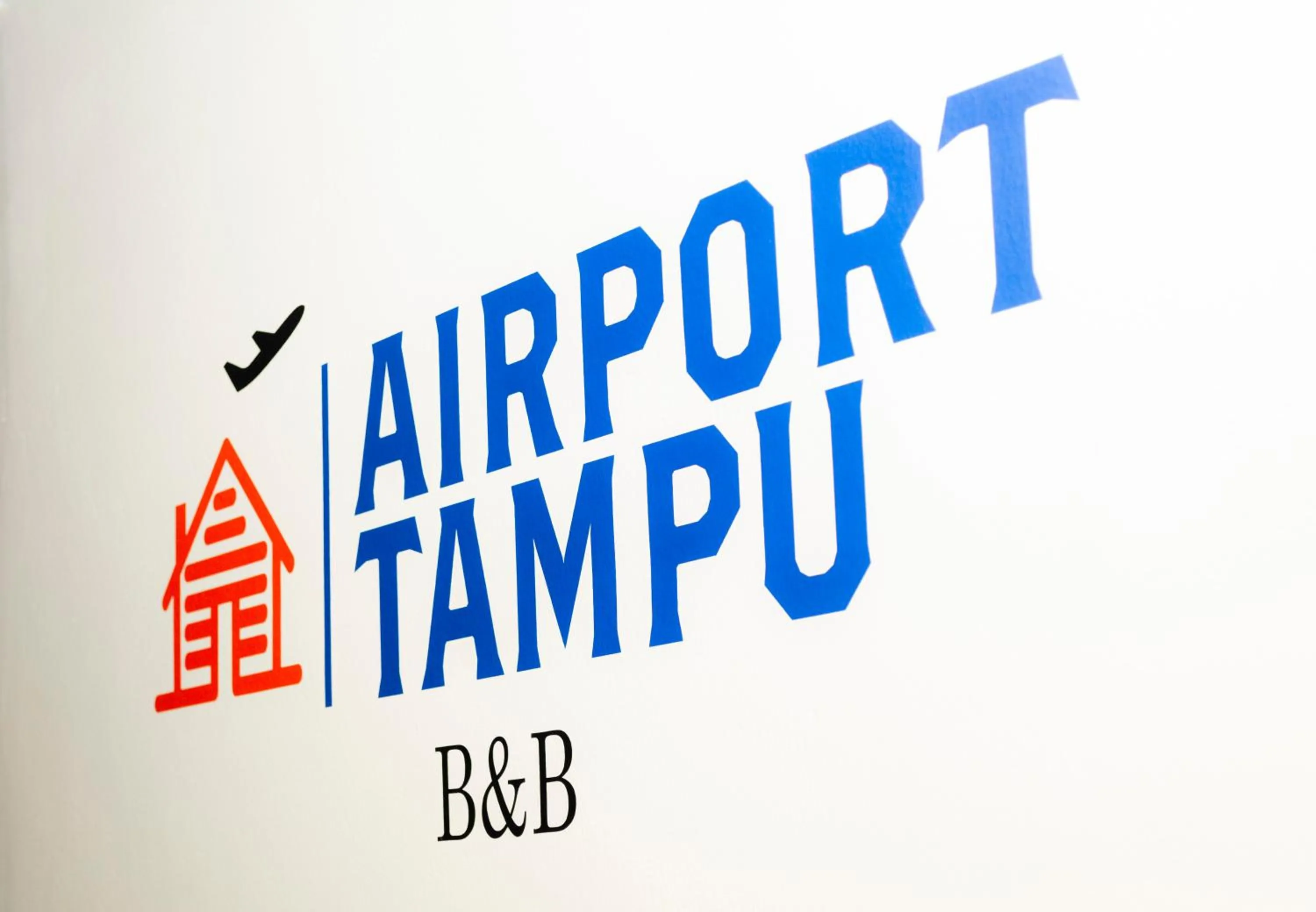 Property logo or sign in Lima Airport Tampu