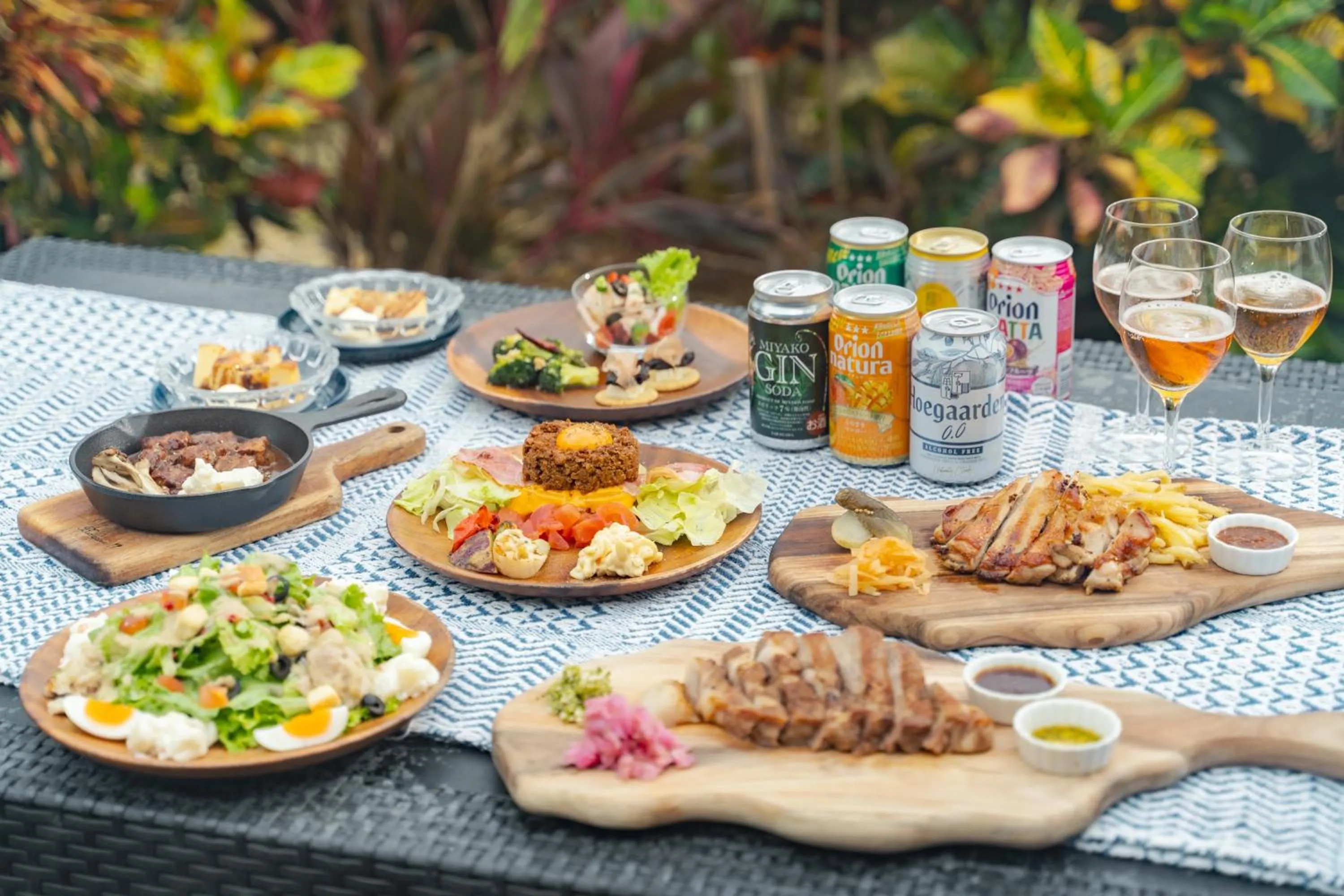 Restaurant/places to eat in BLANC MIYAKOJIMA 旧RuGu Glamping Resort