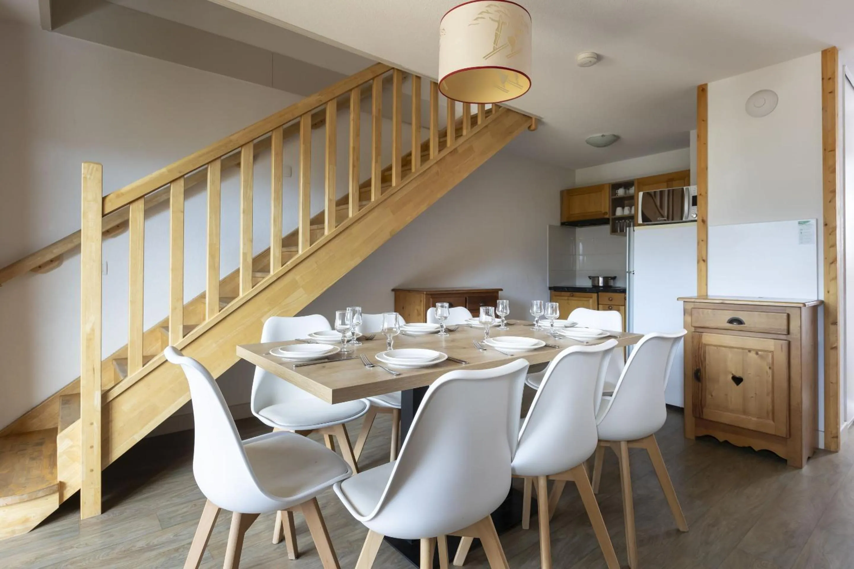 Dining area in Résidence Odalys Les Bergers