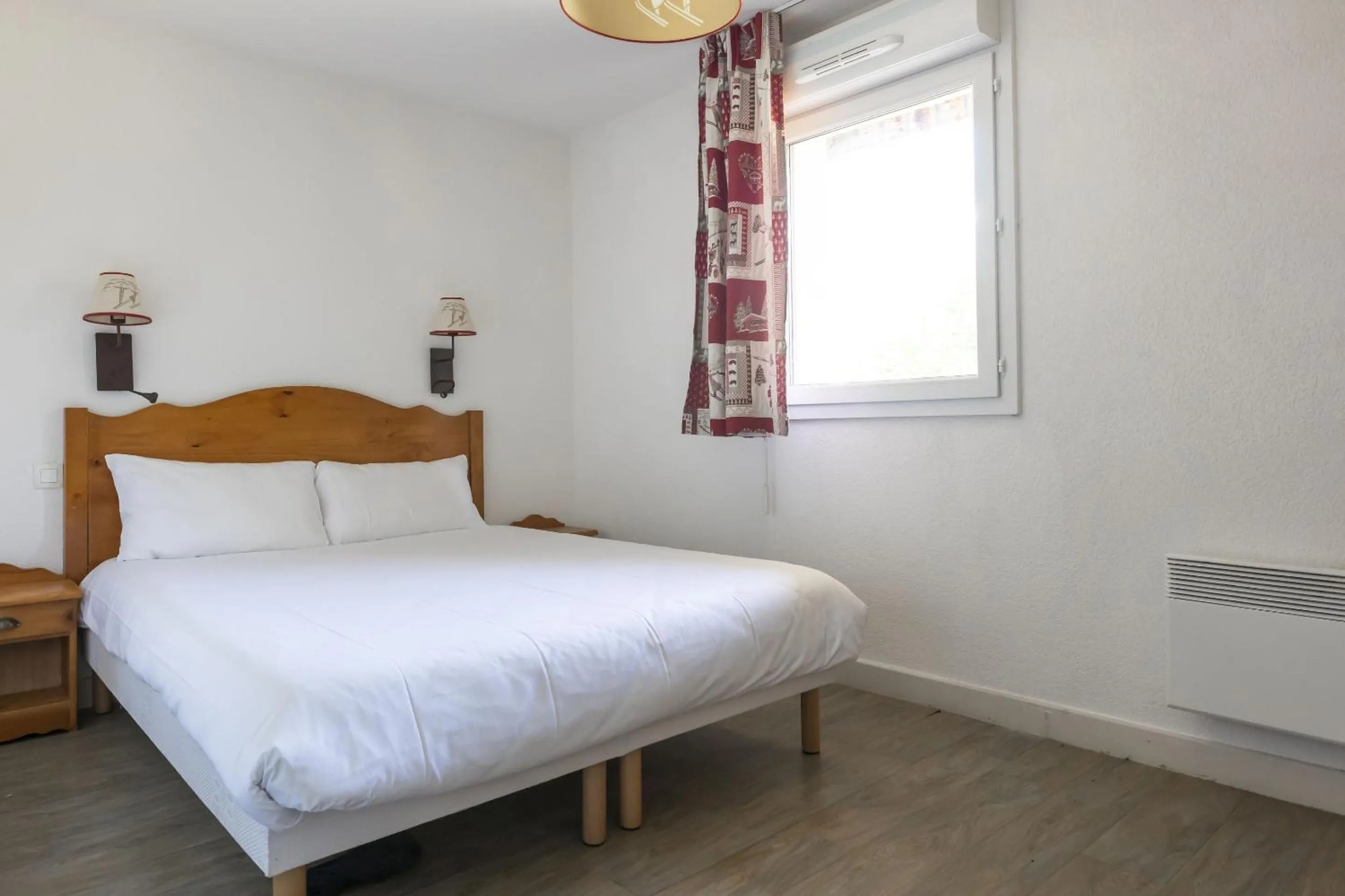 Bedroom, Bed in Résidence Odalys Les Bergers