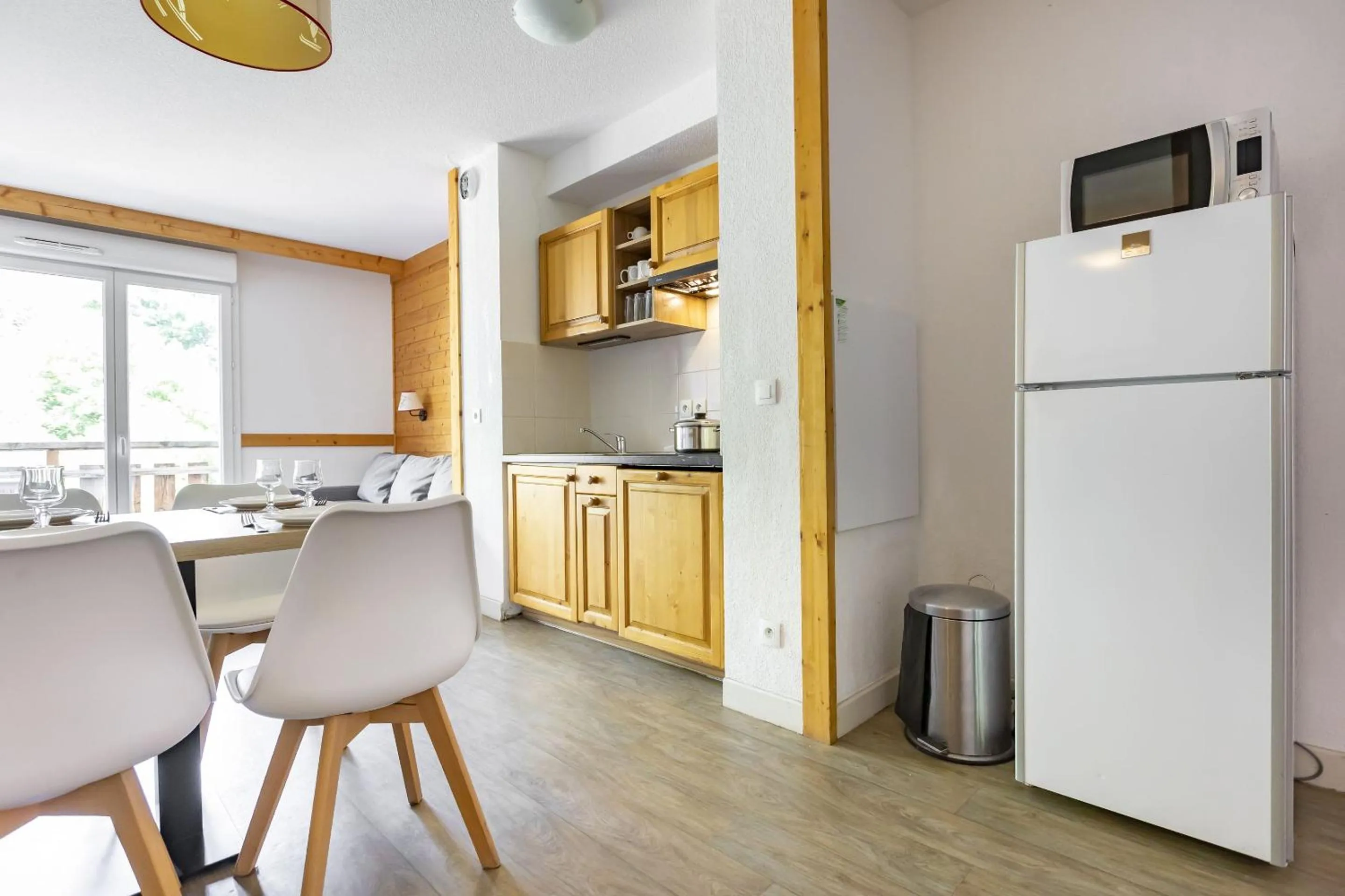 Dining area in Résidence Odalys Les Bergers