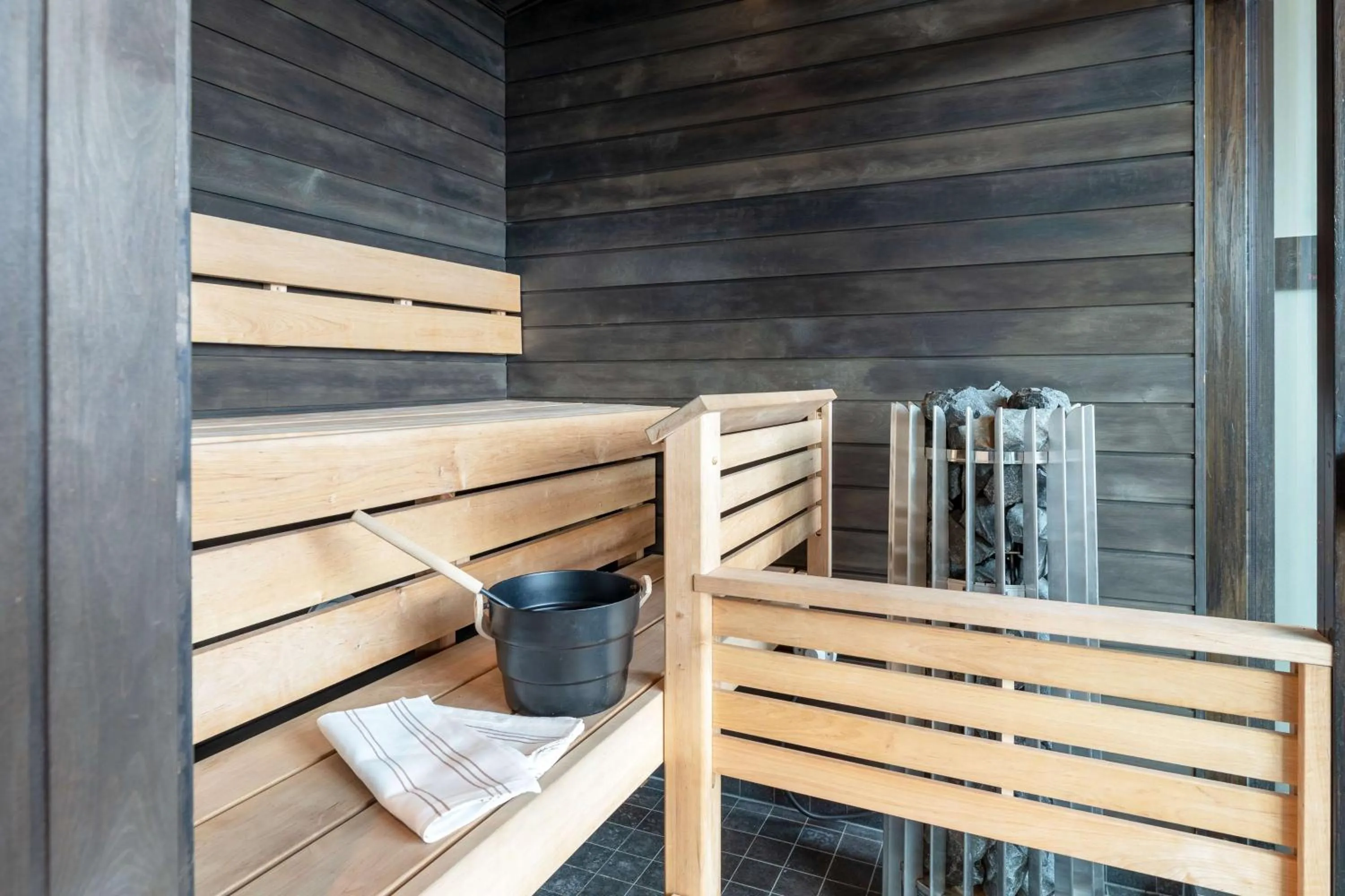 Bathroom in Scandic Simonkenttä