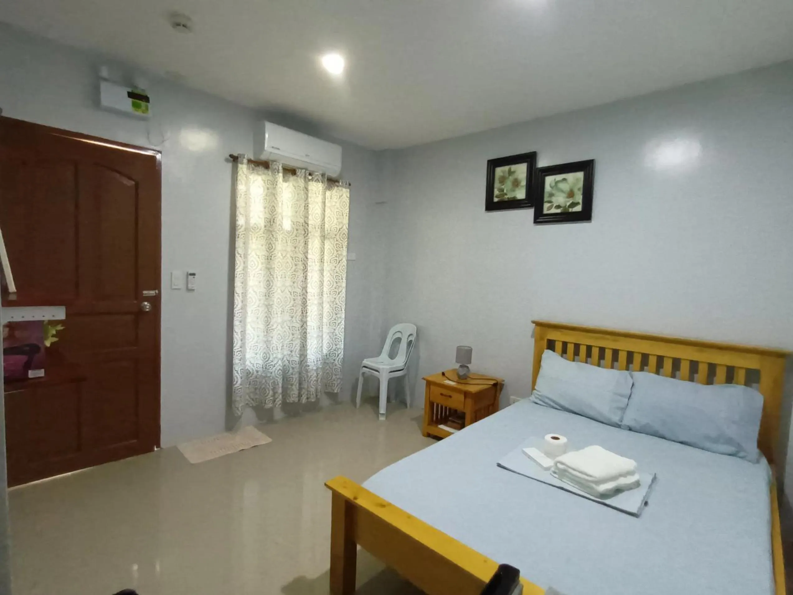 Bed in Grae’s Apartelle