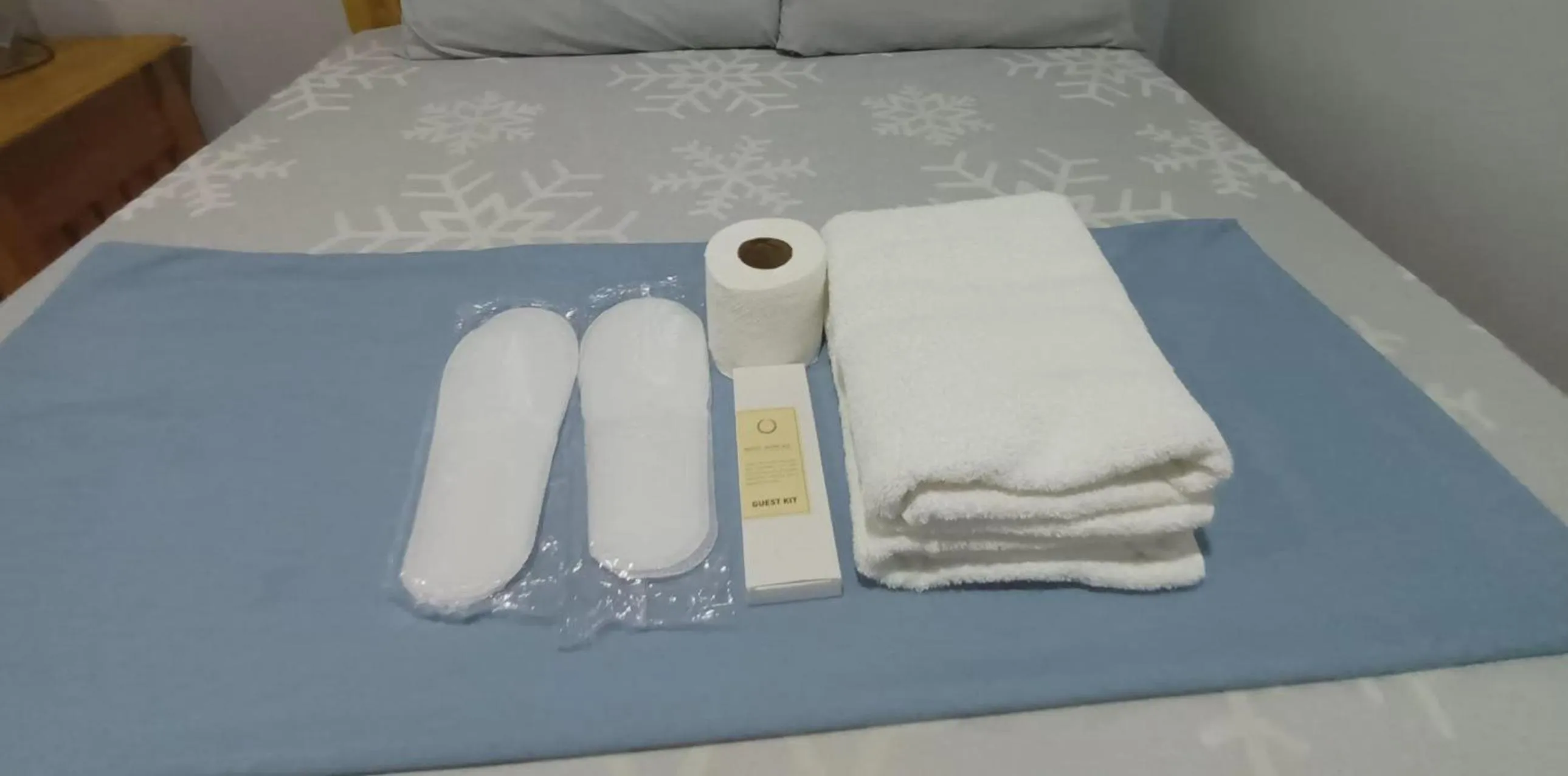 Bed in Grae’s Apartelle