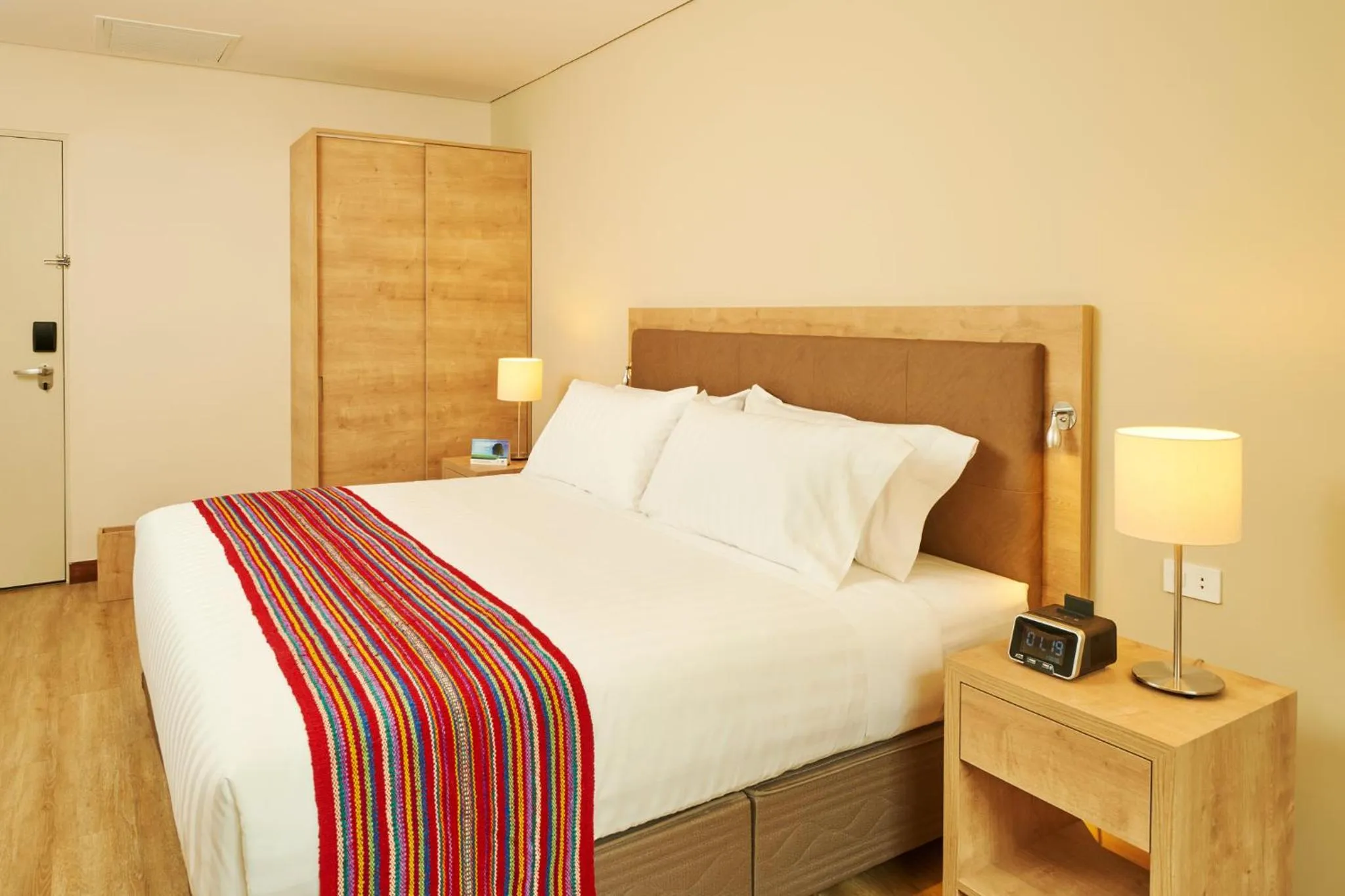 Photo of the whole room in Hotel Estelar San Isidro