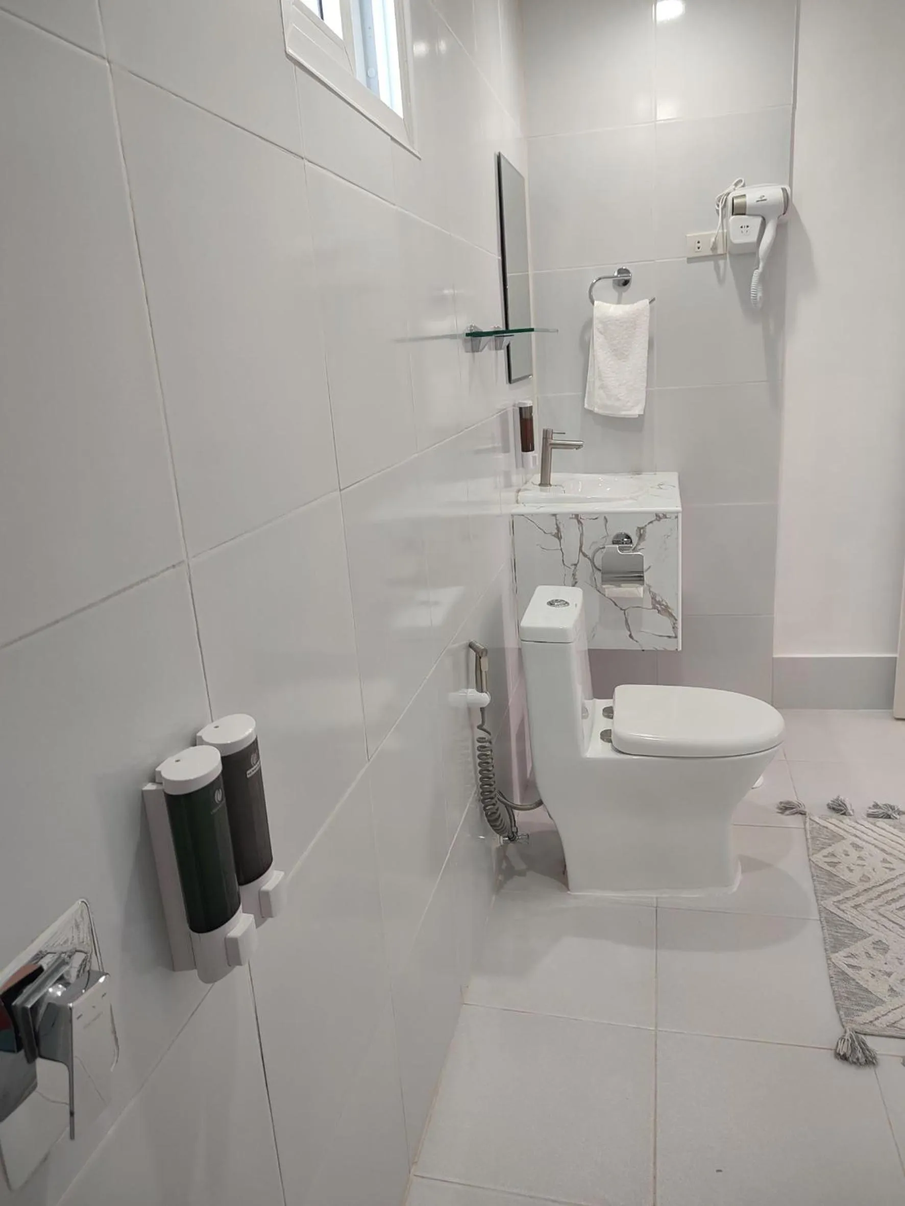 HARMAN SUITES Moalboal