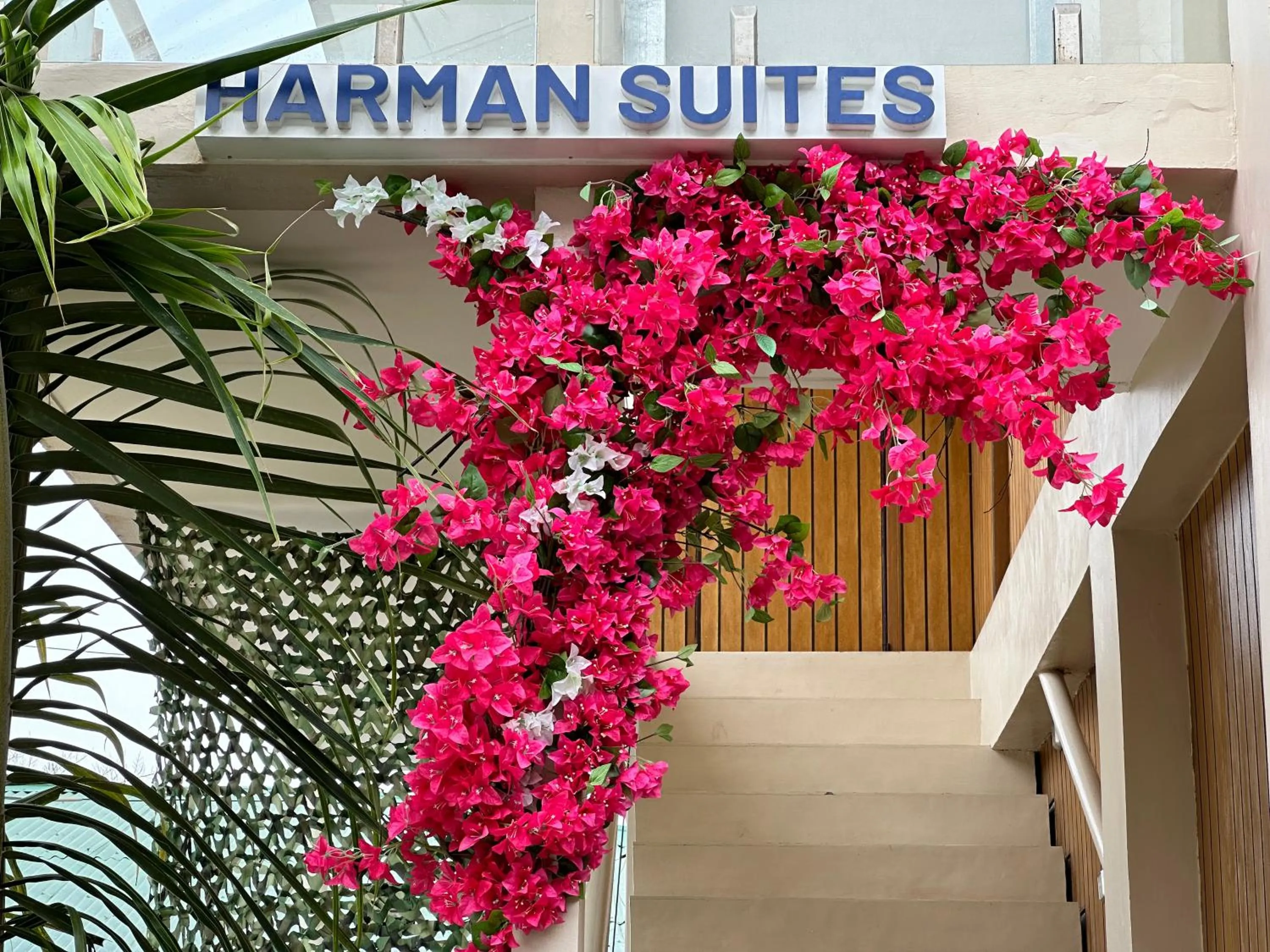 HARMAN SUITES Moalboal