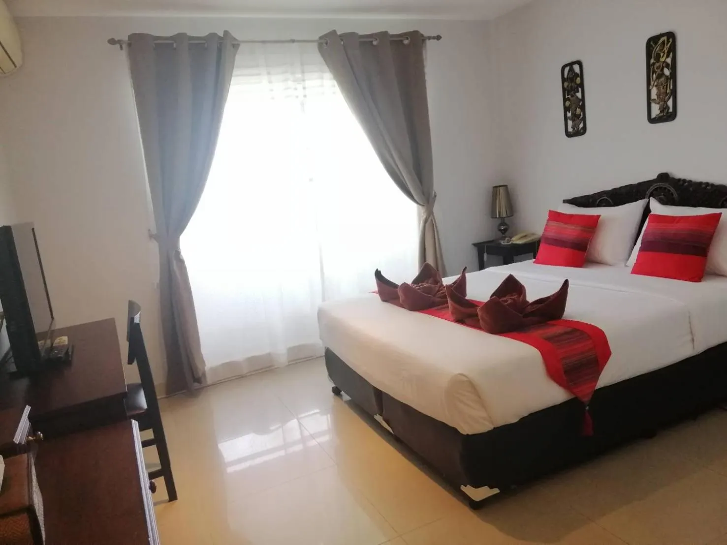 Bed in MONTANA COURT PATTAYA