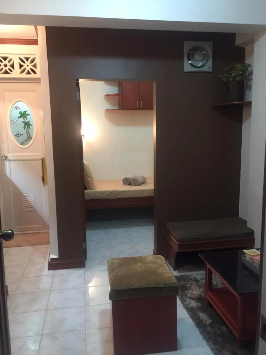 Las Pinas Serviced Apartment