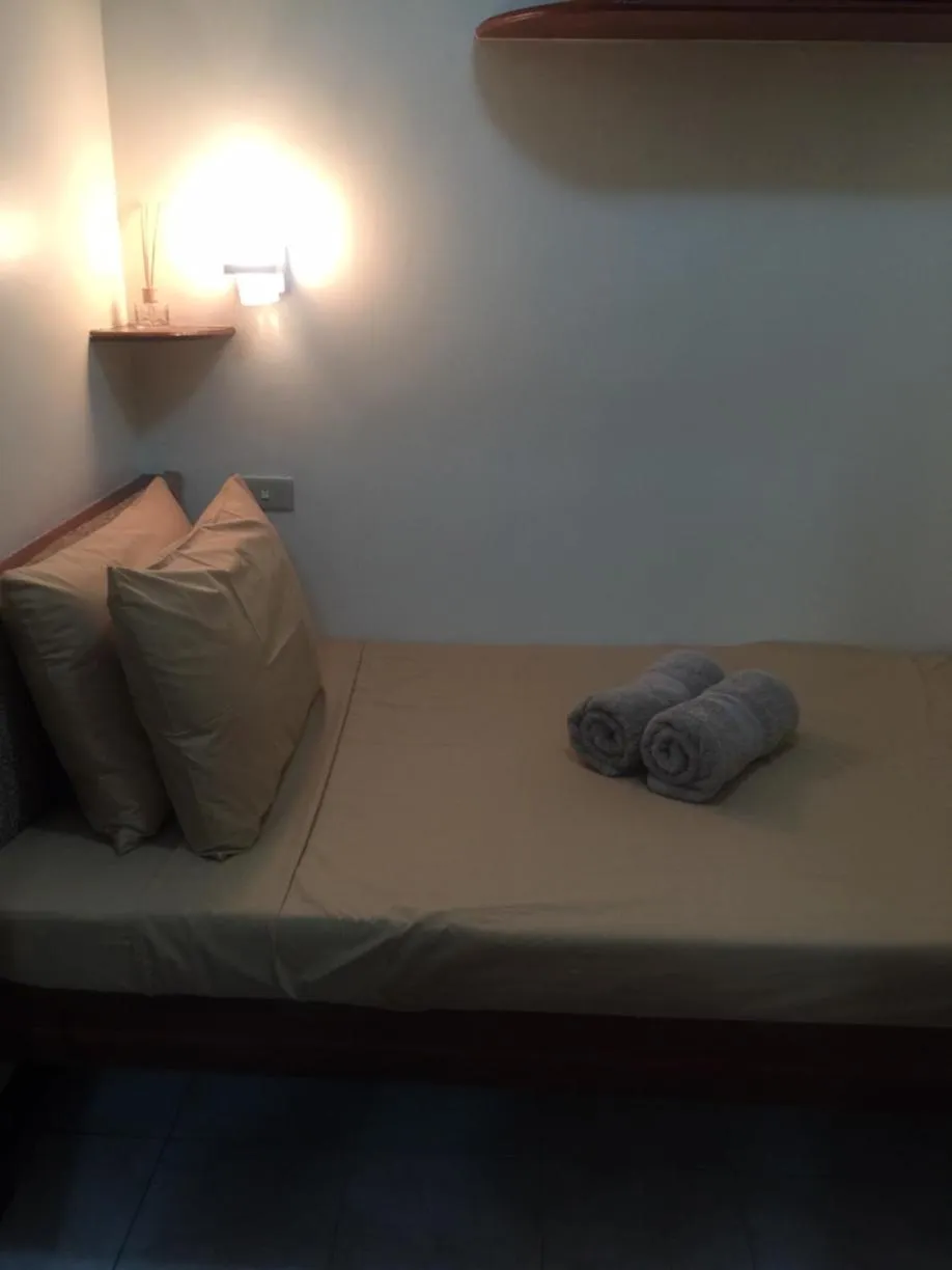Bed in Las Pinas Serviced Apartment