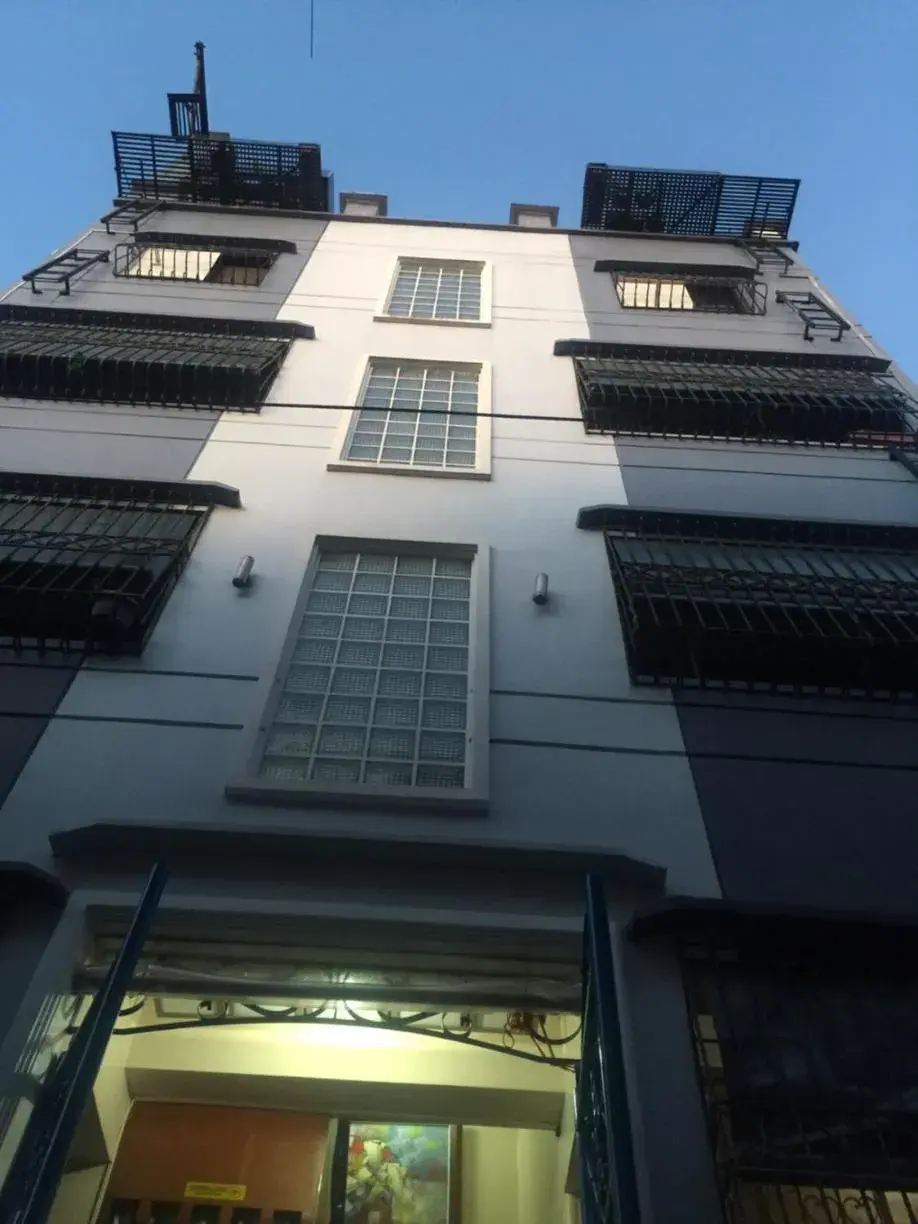 Las Pinas Serviced Apartment Las Pinas Serviced Apartment