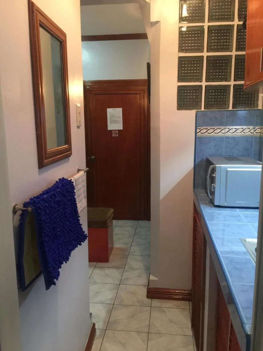 Las Pinas Serviced Apartment