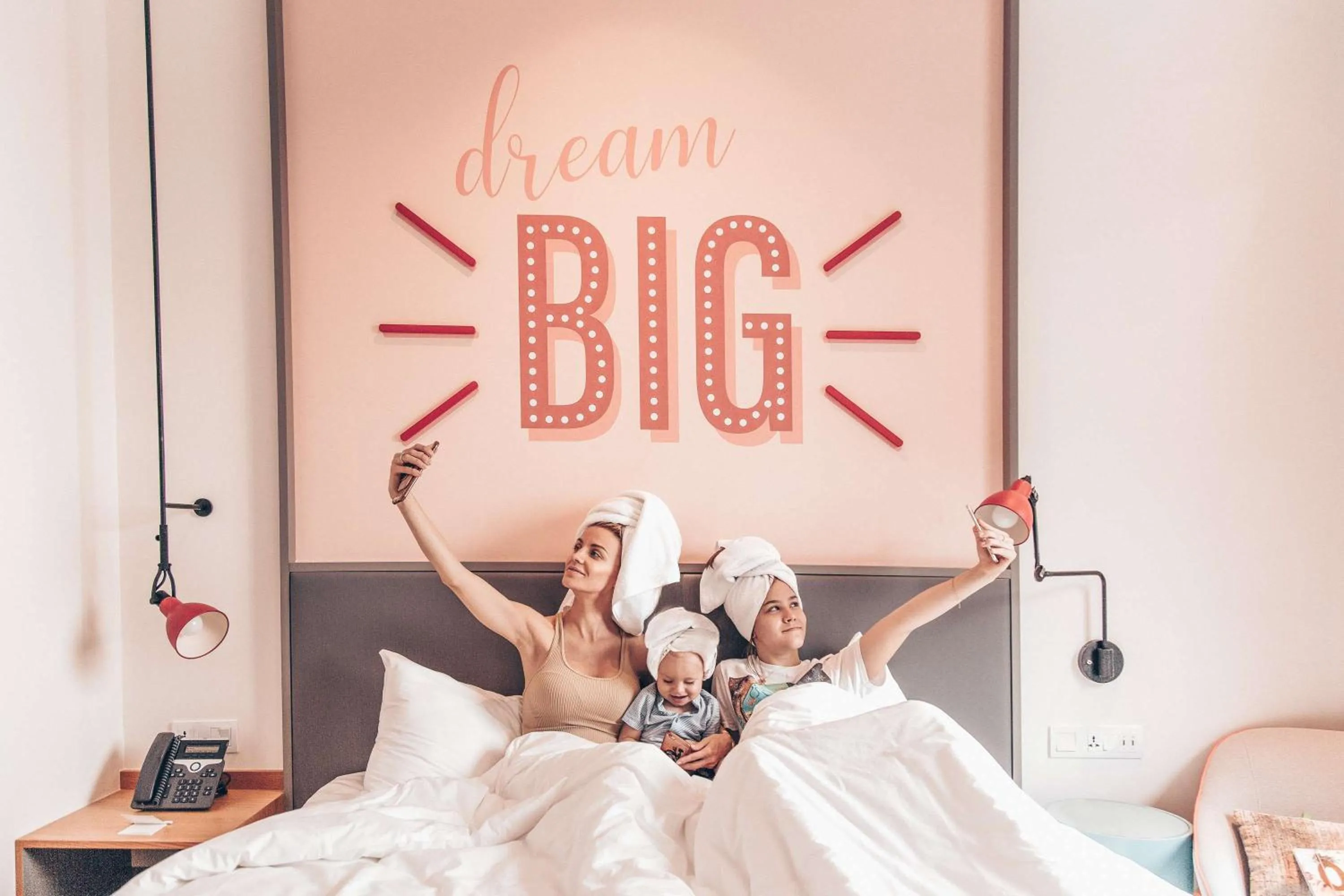 Bedroom, Bed in Rove At The Park