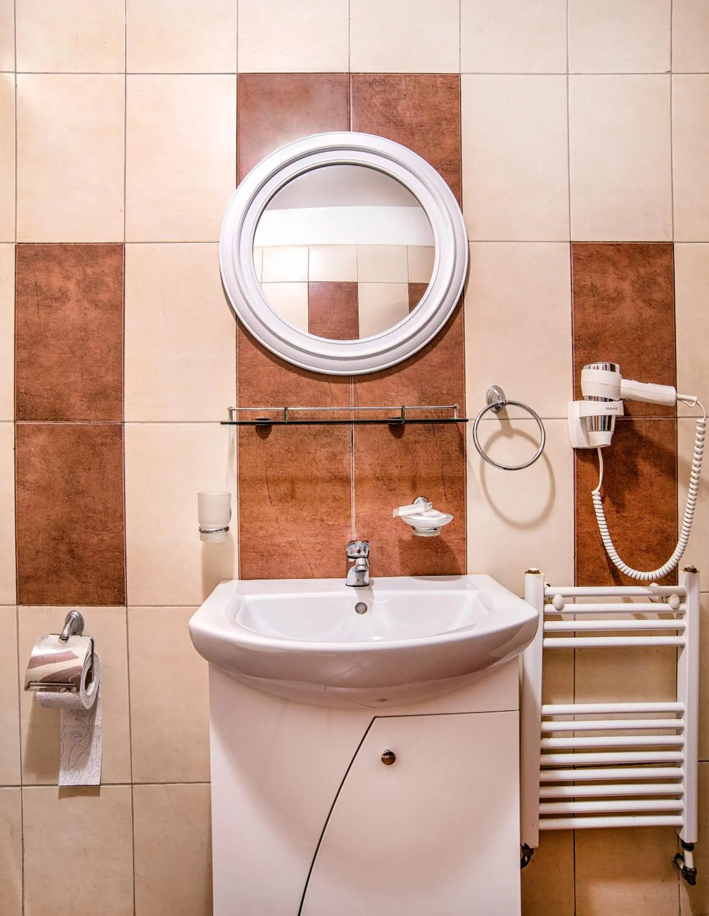 Double Room with Balcony and Air Conditioning in Guest House Slunchev Cviat Double Room with Balcony and Air Conditioning in Guest House Slunchev Cviat