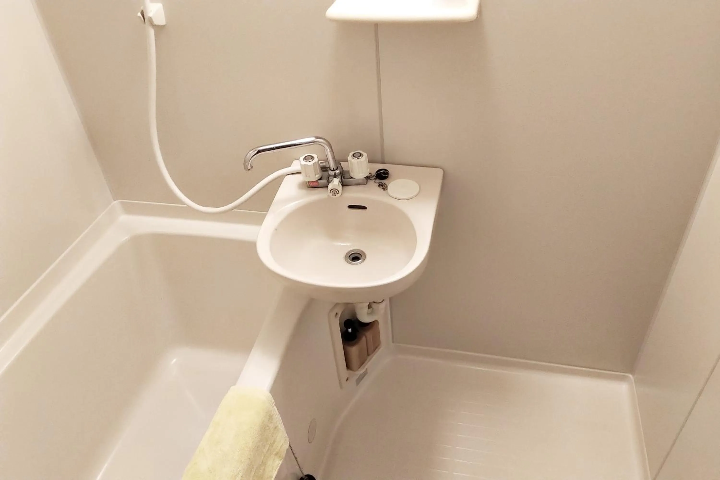 Bathroom in Hotel Pacific