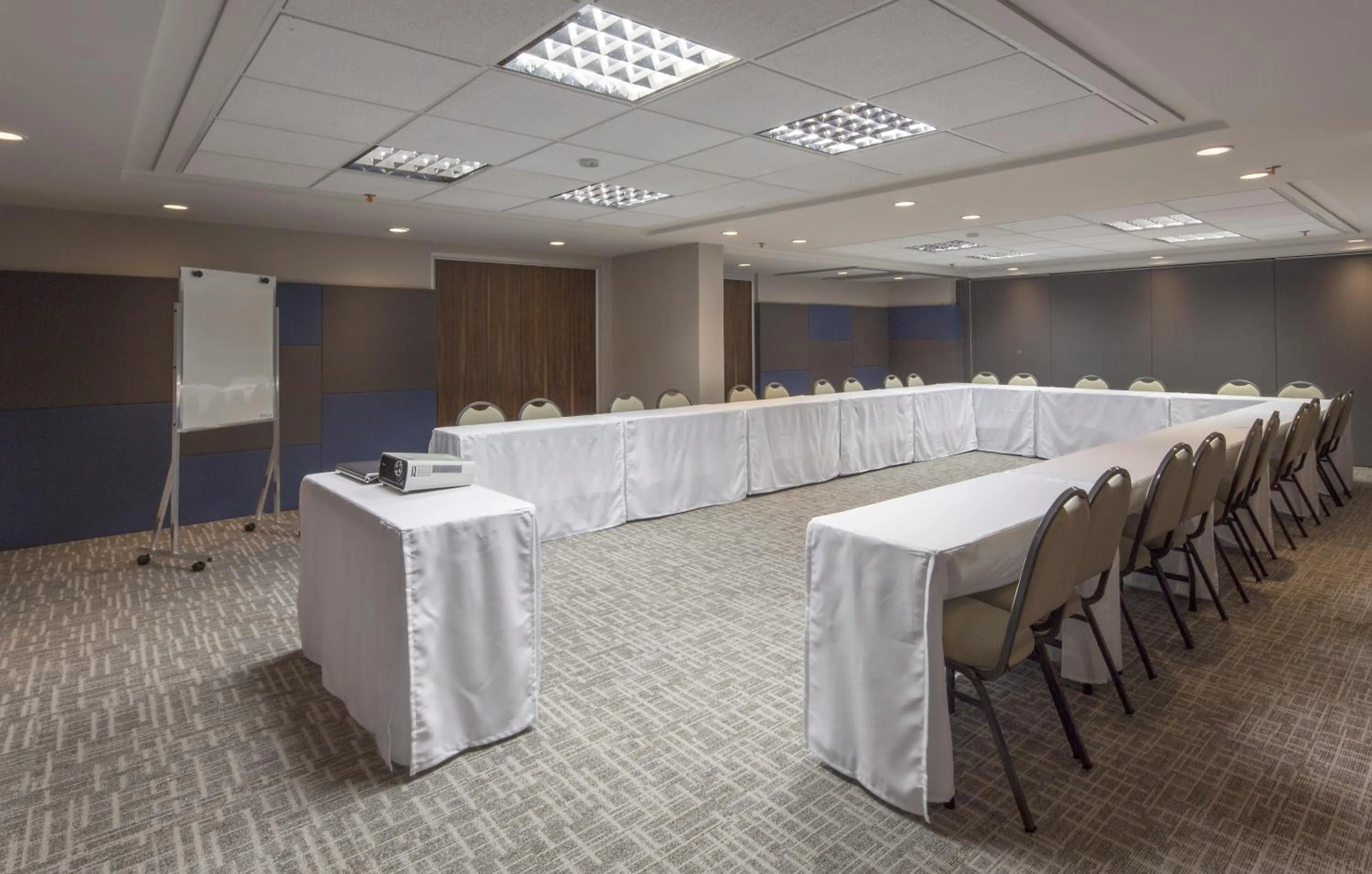 Business facilities in Sotero Hotel by Castelo Itaipava