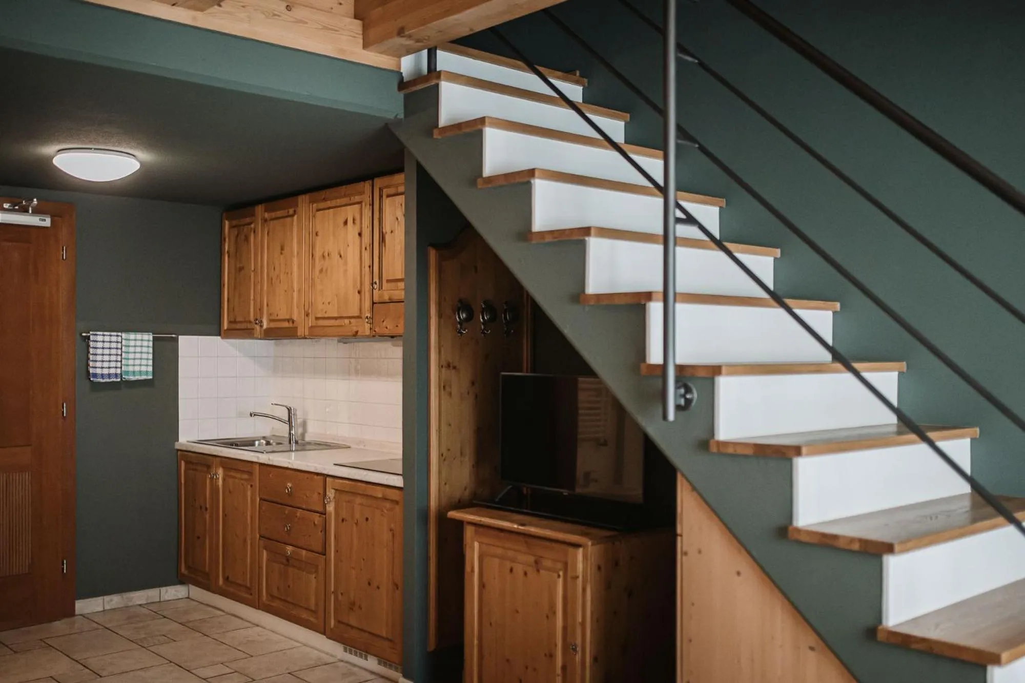 Kitchen or kitchenette in Nancy's Holiday Homes Dolomites