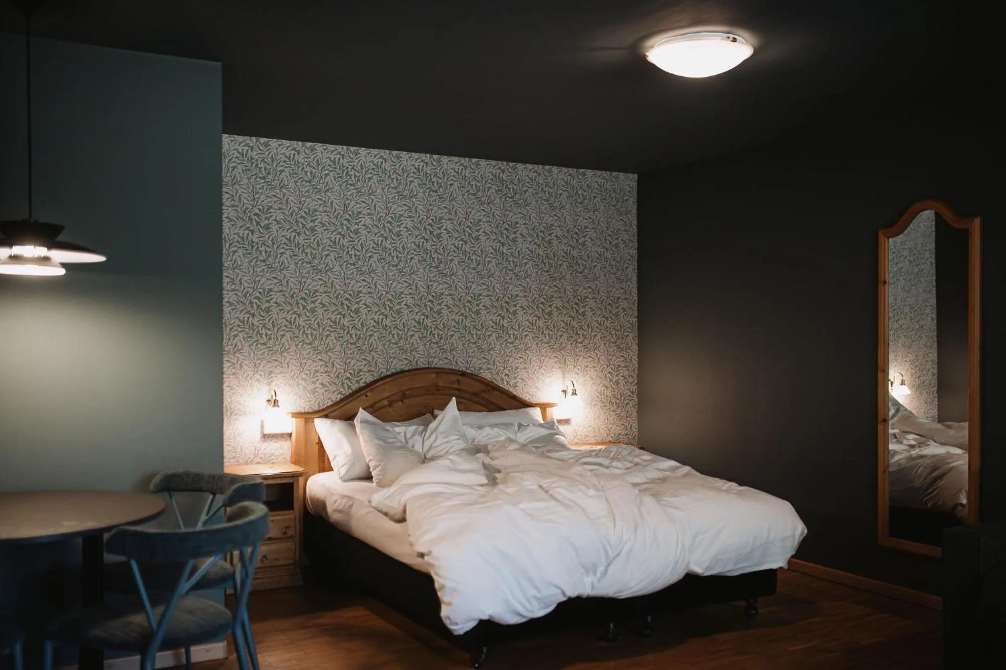 Bedroom, Bed in Nancy's Holiday Homes Dolomites