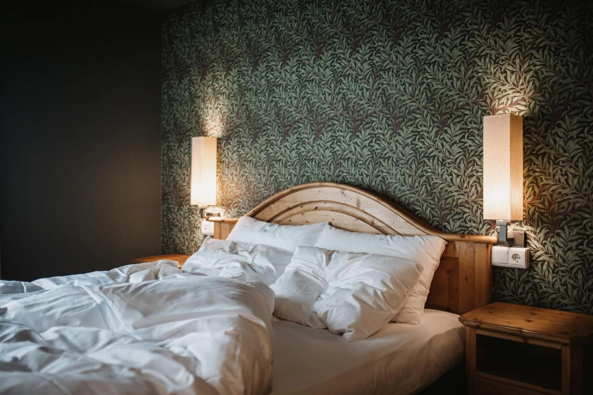 Bedroom, Bed in Nancy's Holiday Homes Dolomites