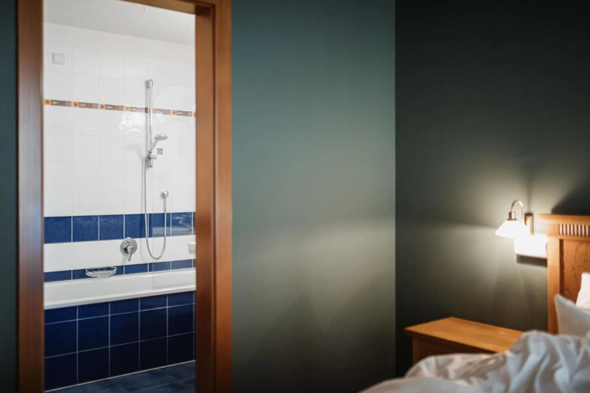 Bathroom, Bed in Nancy's Holiday Homes Dolomites