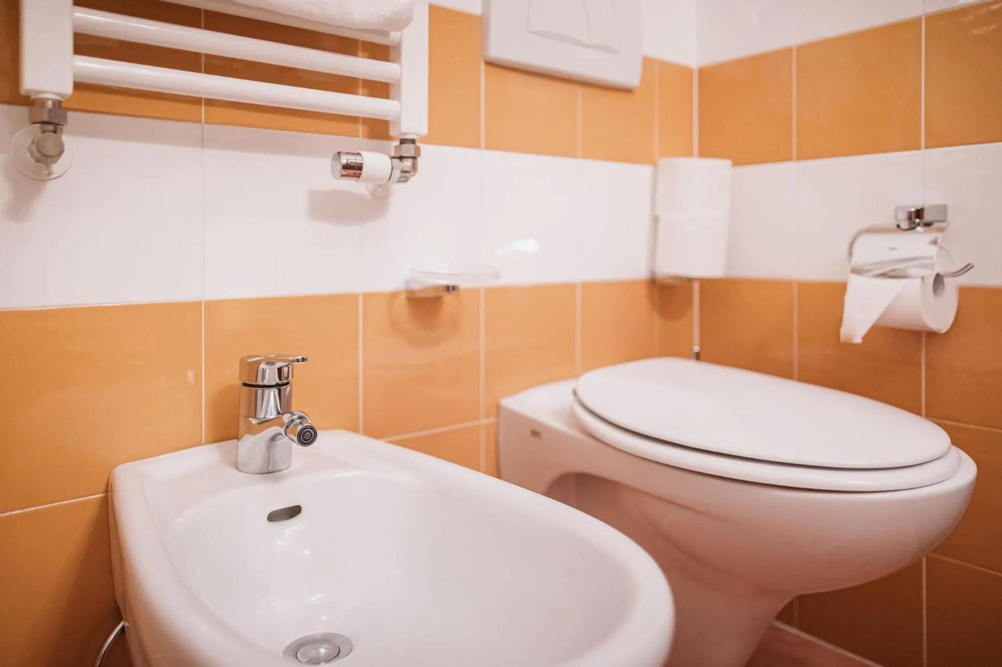 Bathroom in Nancy's Holiday Homes Dolomites