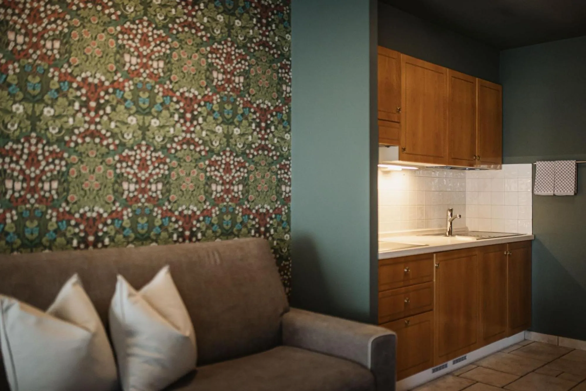 Kitchen or kitchenette in Nancy's Holiday Homes Dolomites