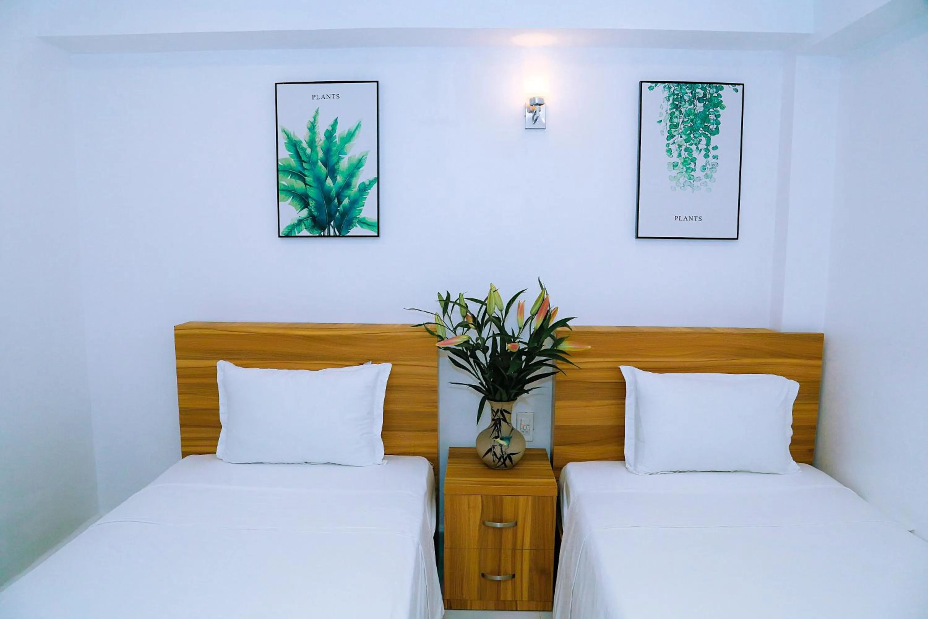 Bed in Louis Hotel - Bui Vien Walking Street