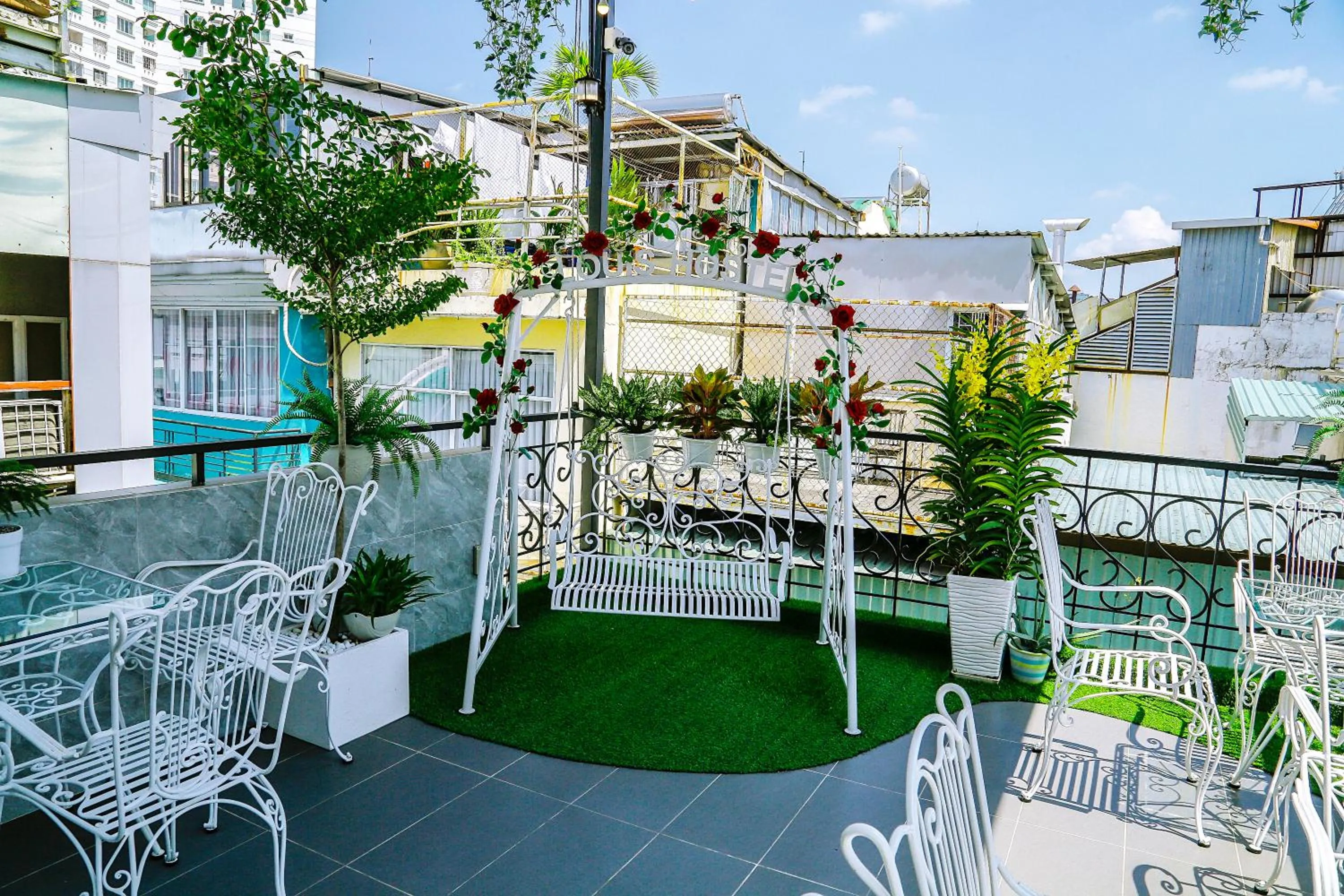 Louis Hotel - Bui Vien Walking Street