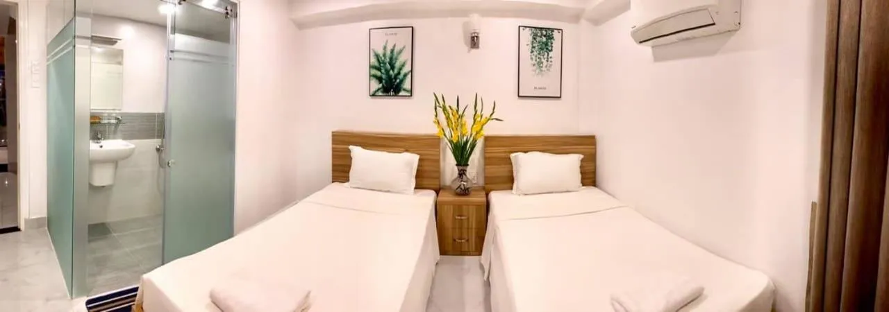 Bed in Louis Hotel - Bui Vien Walking Street