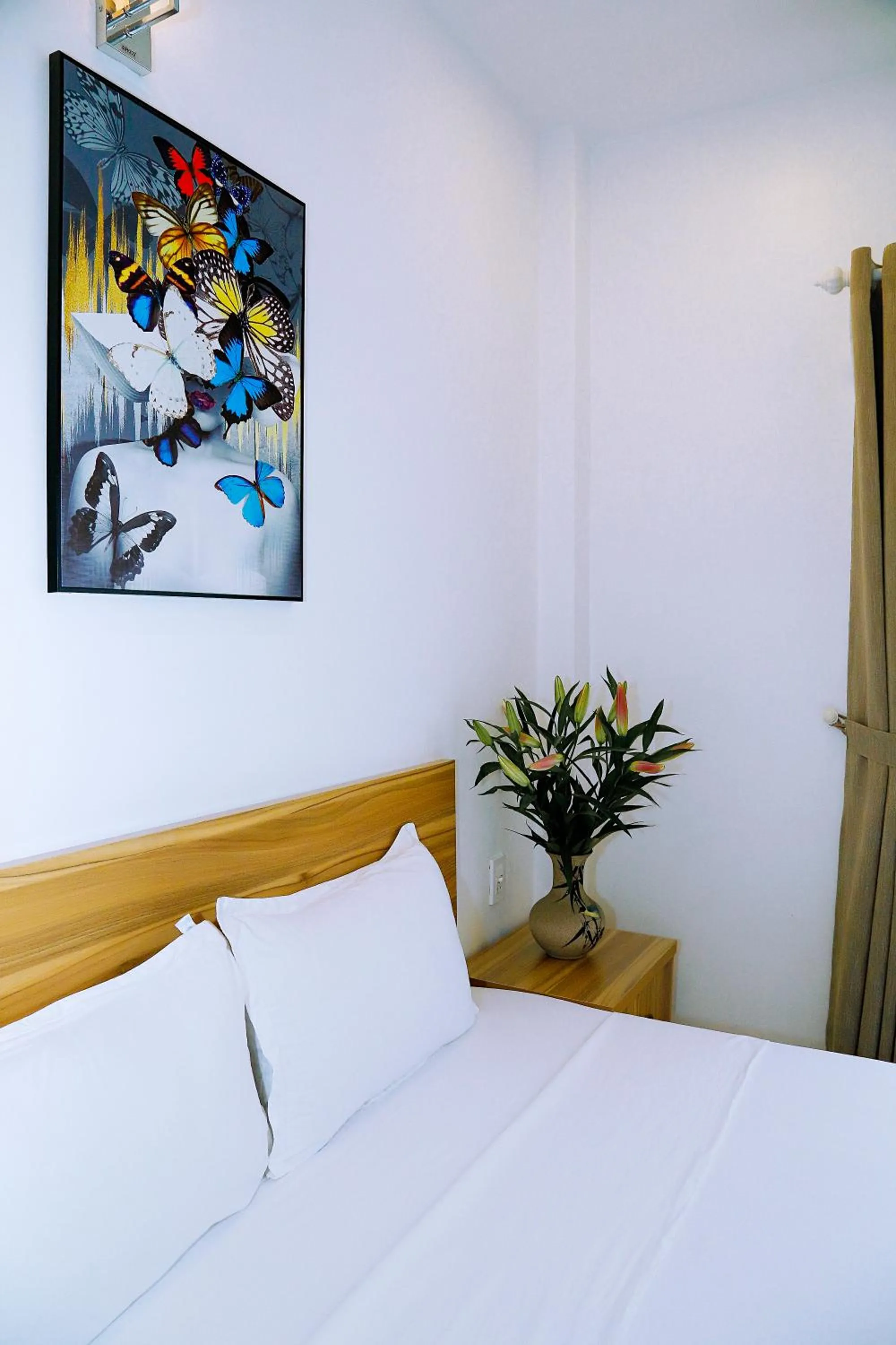 Bed in Louis Hotel - Bui Vien Walking Street