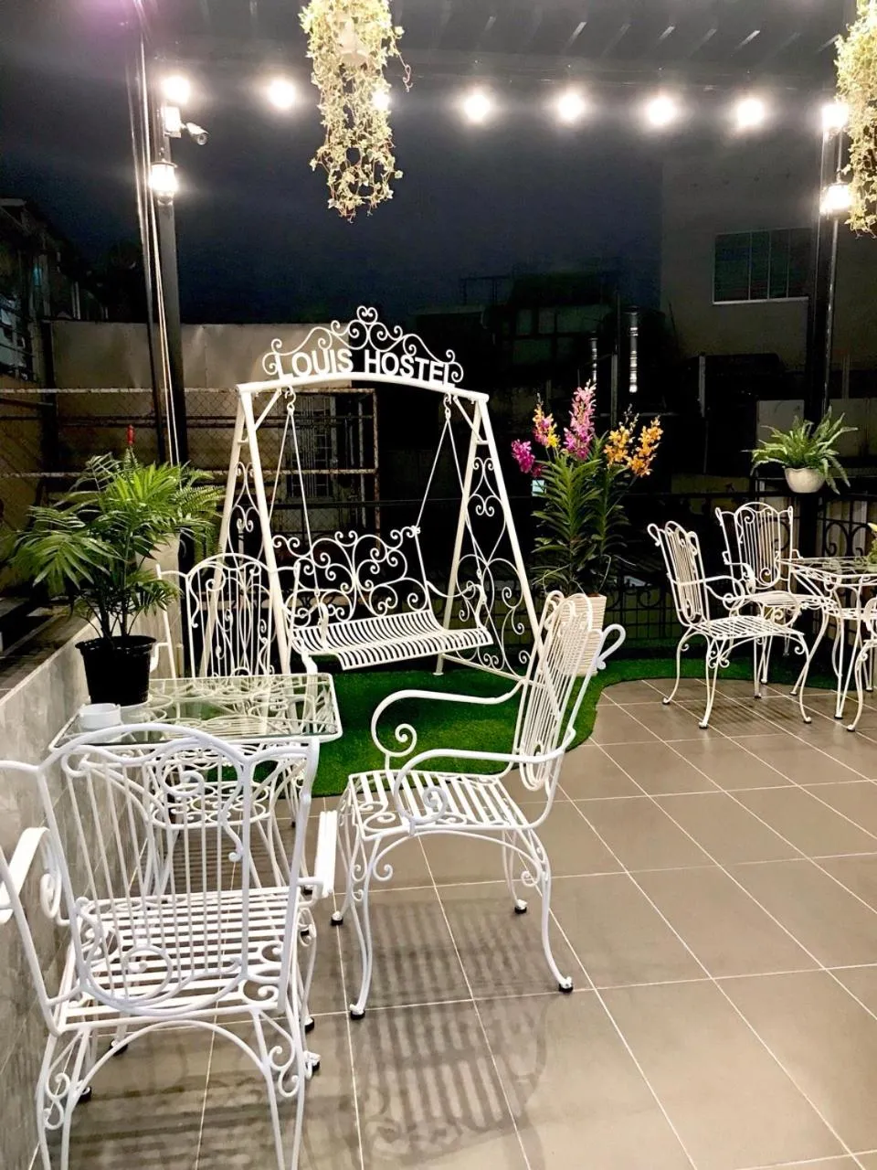 Property building in Louis Hotel - Bui Vien Walking Street