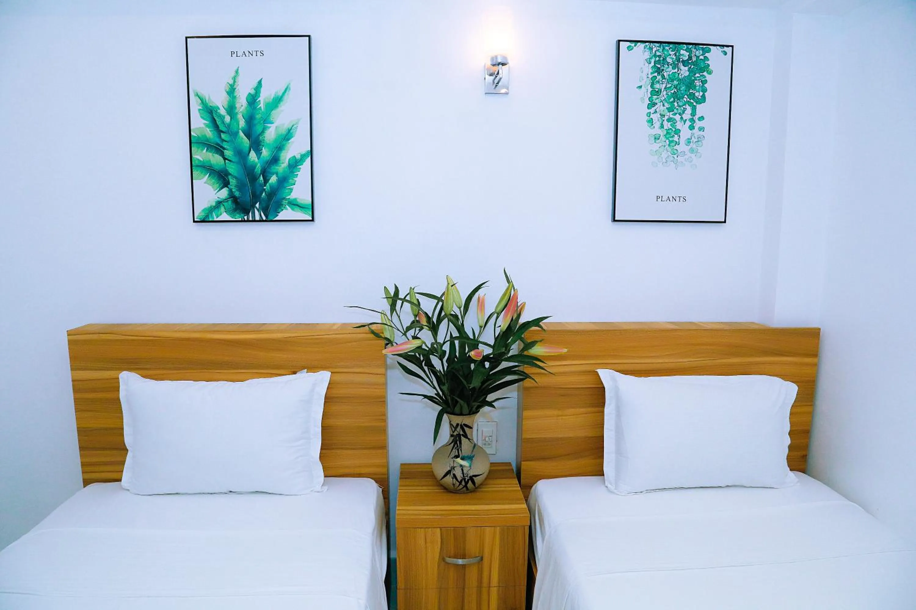 Bed in Louis Hotel - Bui Vien Walking Street