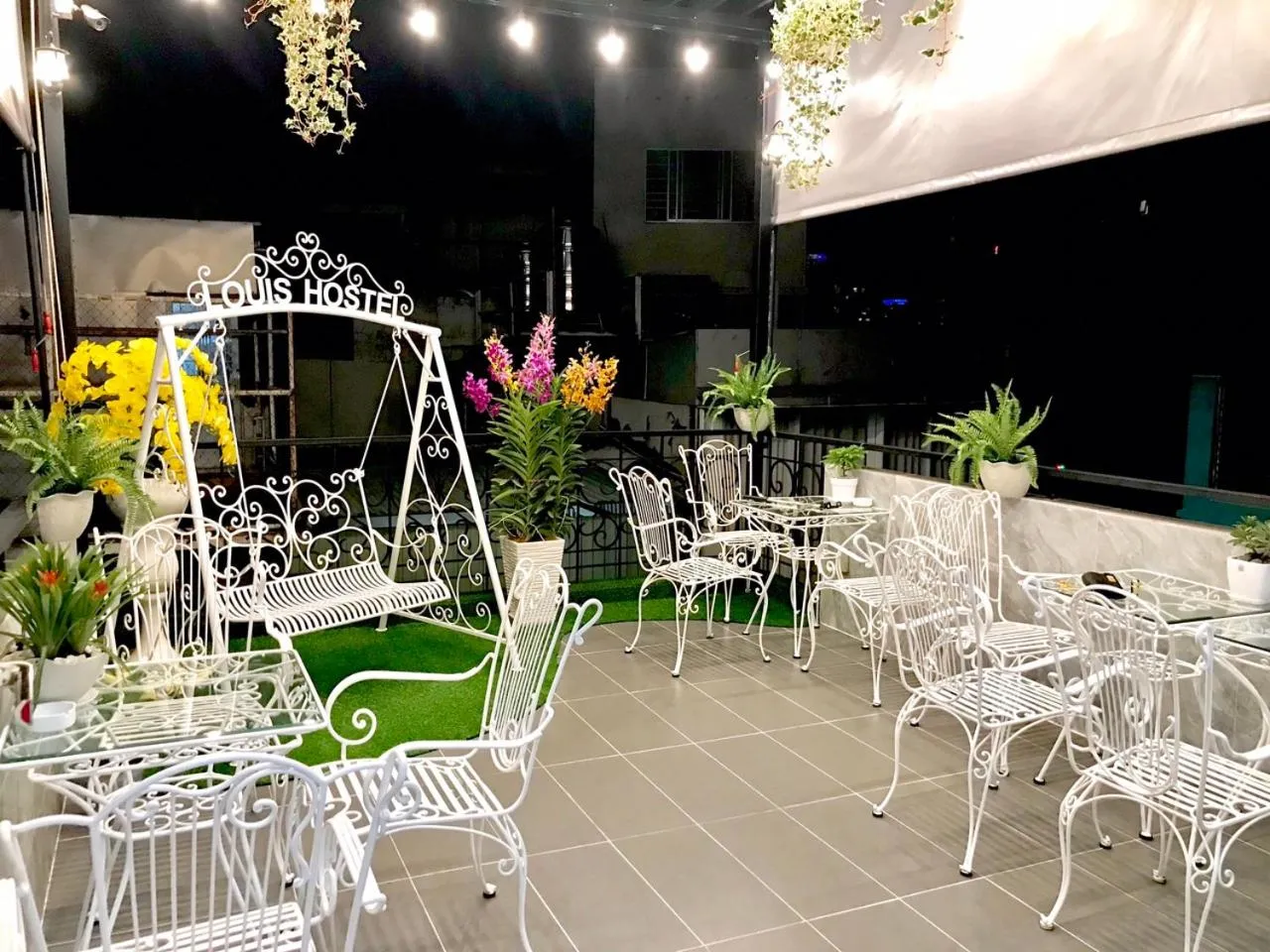 Louis Hotel - Bui Vien Walking Street