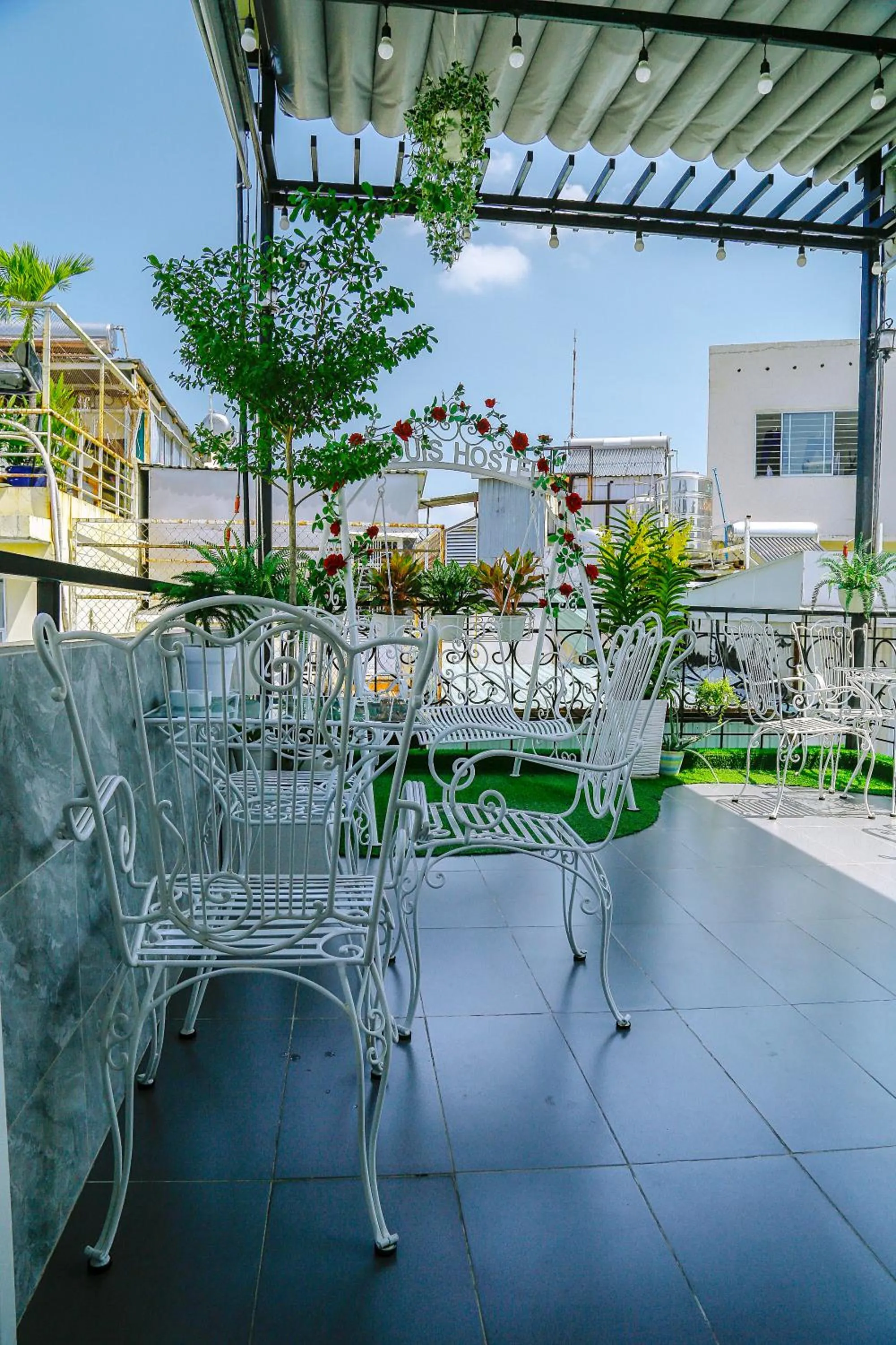 Louis Hotel - Bui Vien Walking Street