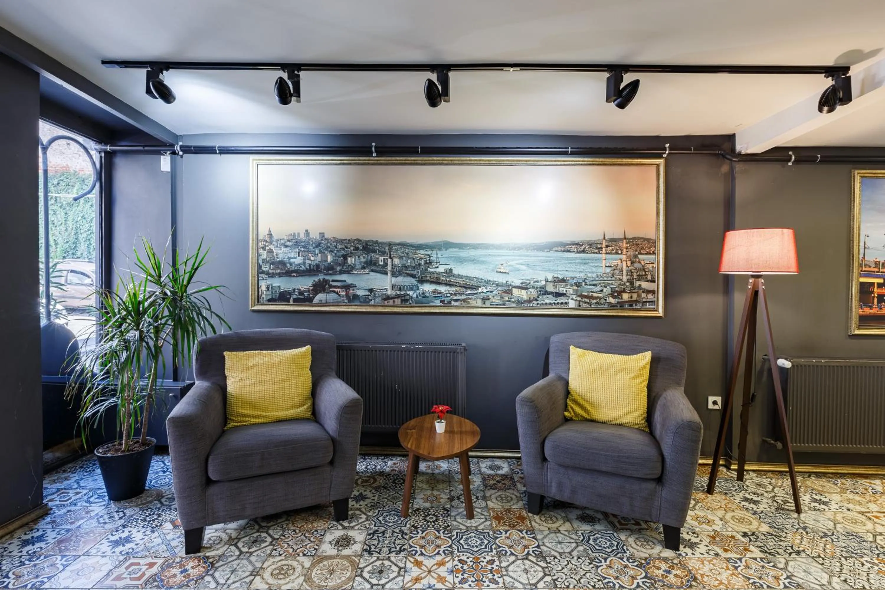 Lobby or reception in Hotel Miro Mansion Old City